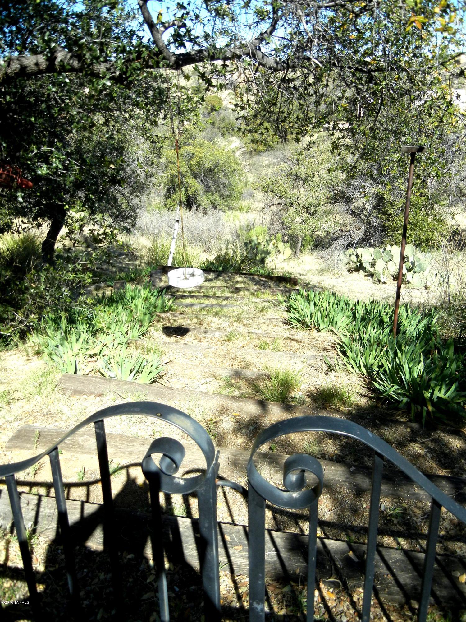 1174 W Kokopelli Lane