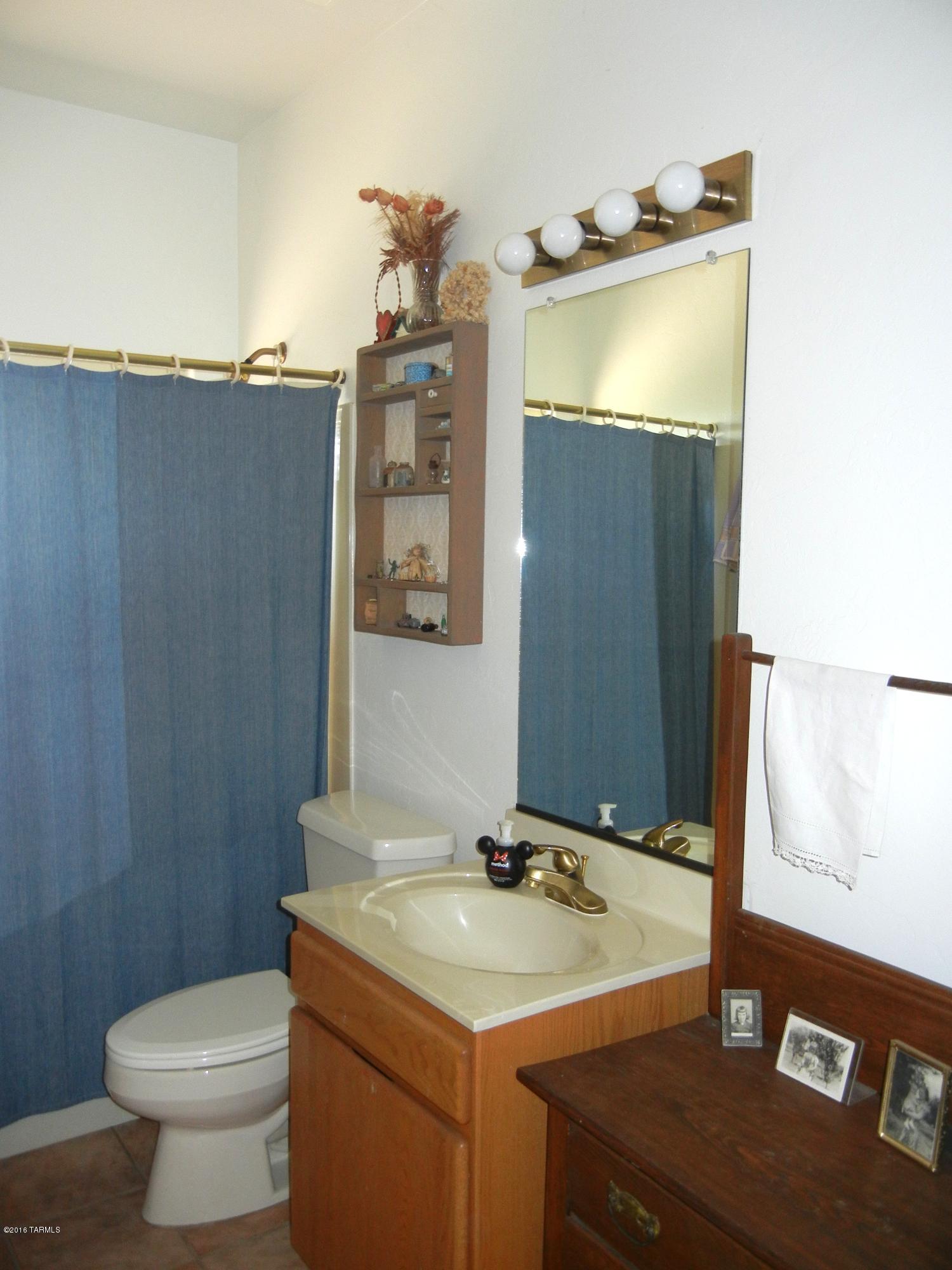 1174 W Kokopelli Lane