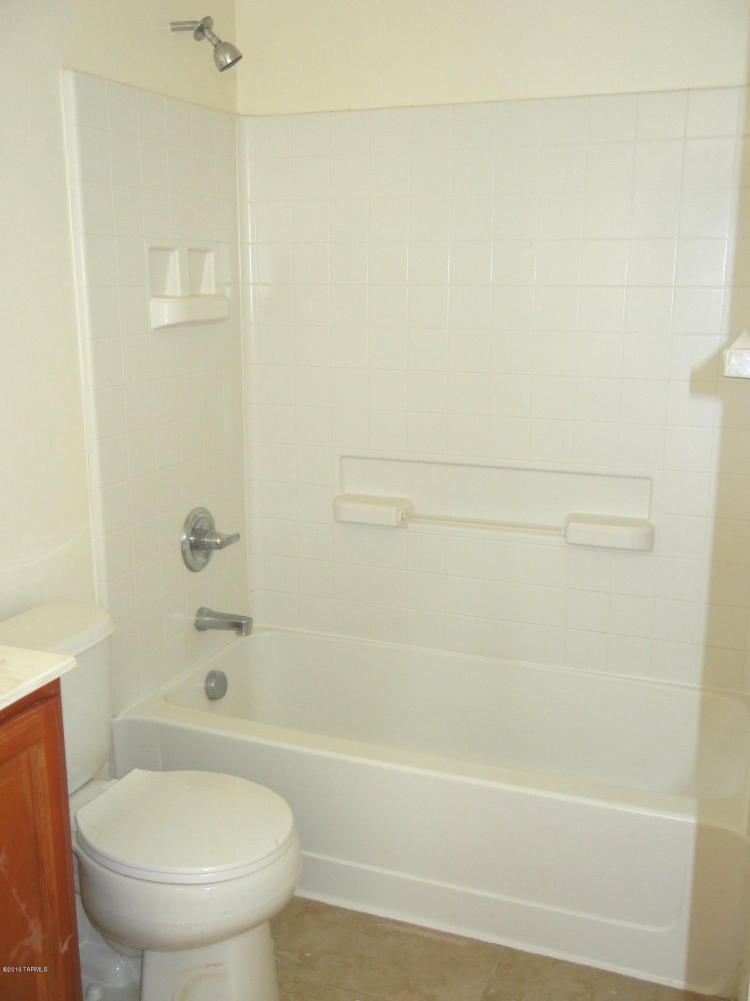 6249 E Stonechat Drive