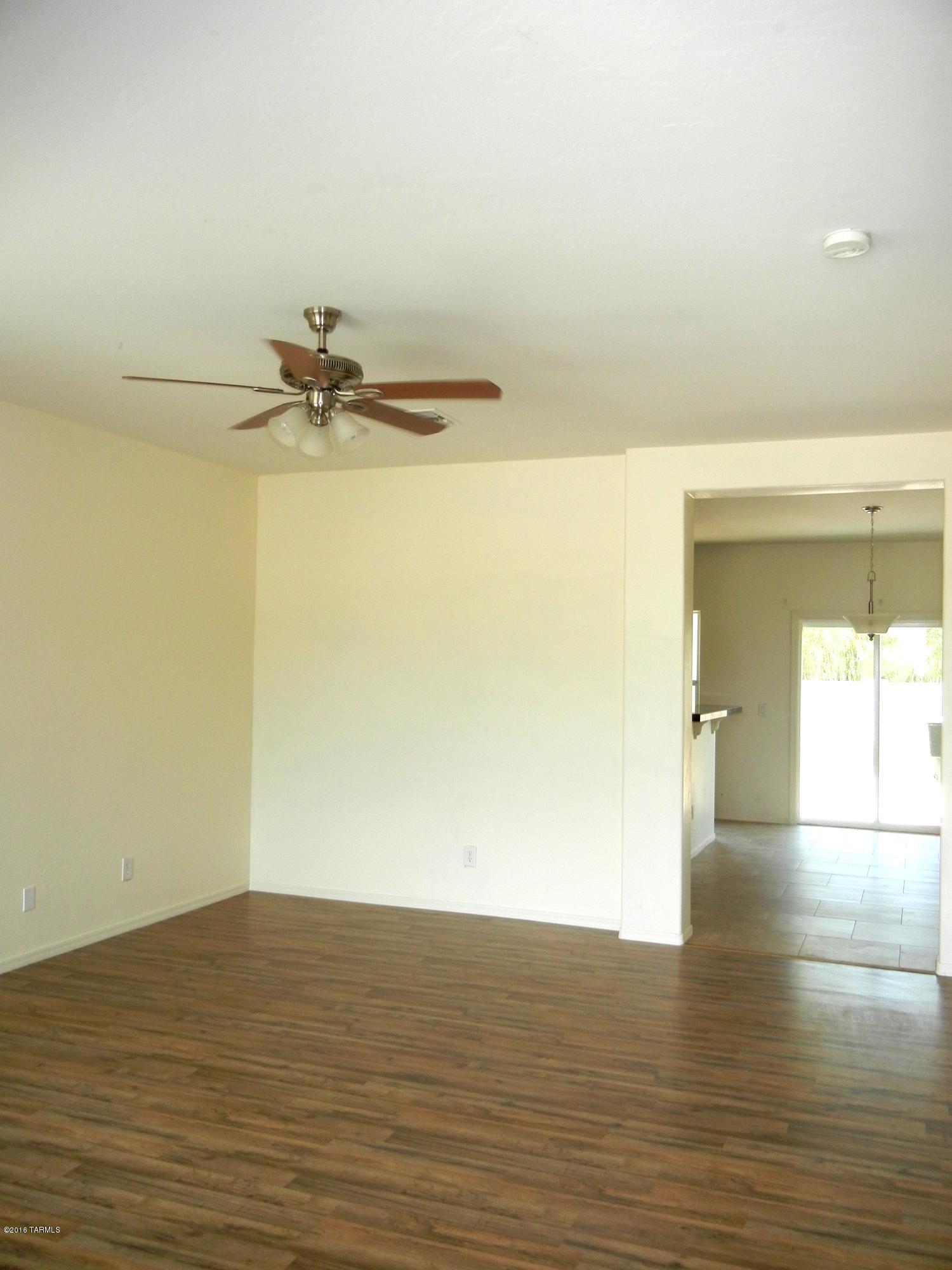 6249 E Stonechat Drive