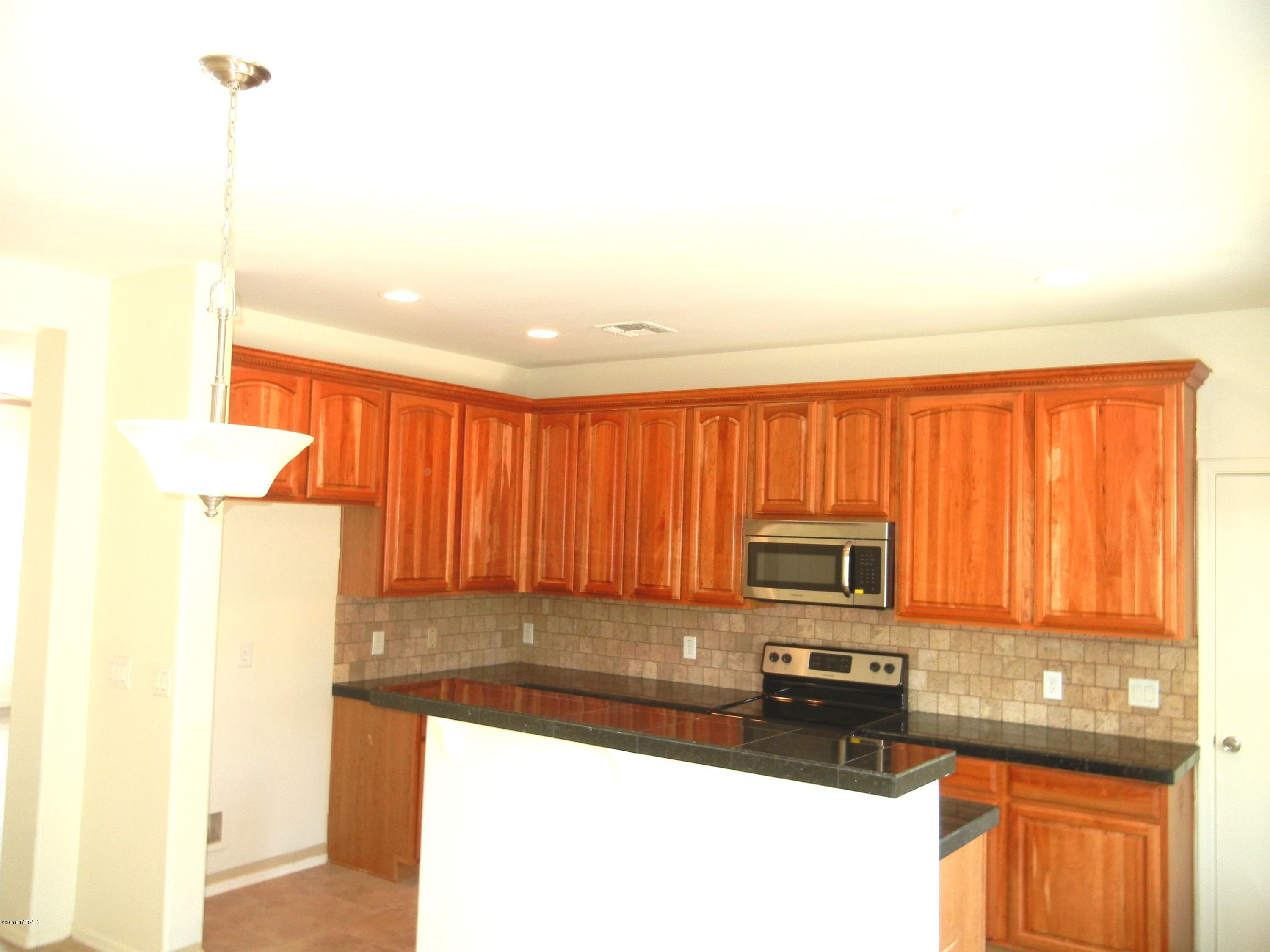 6249 E Stonechat Drive