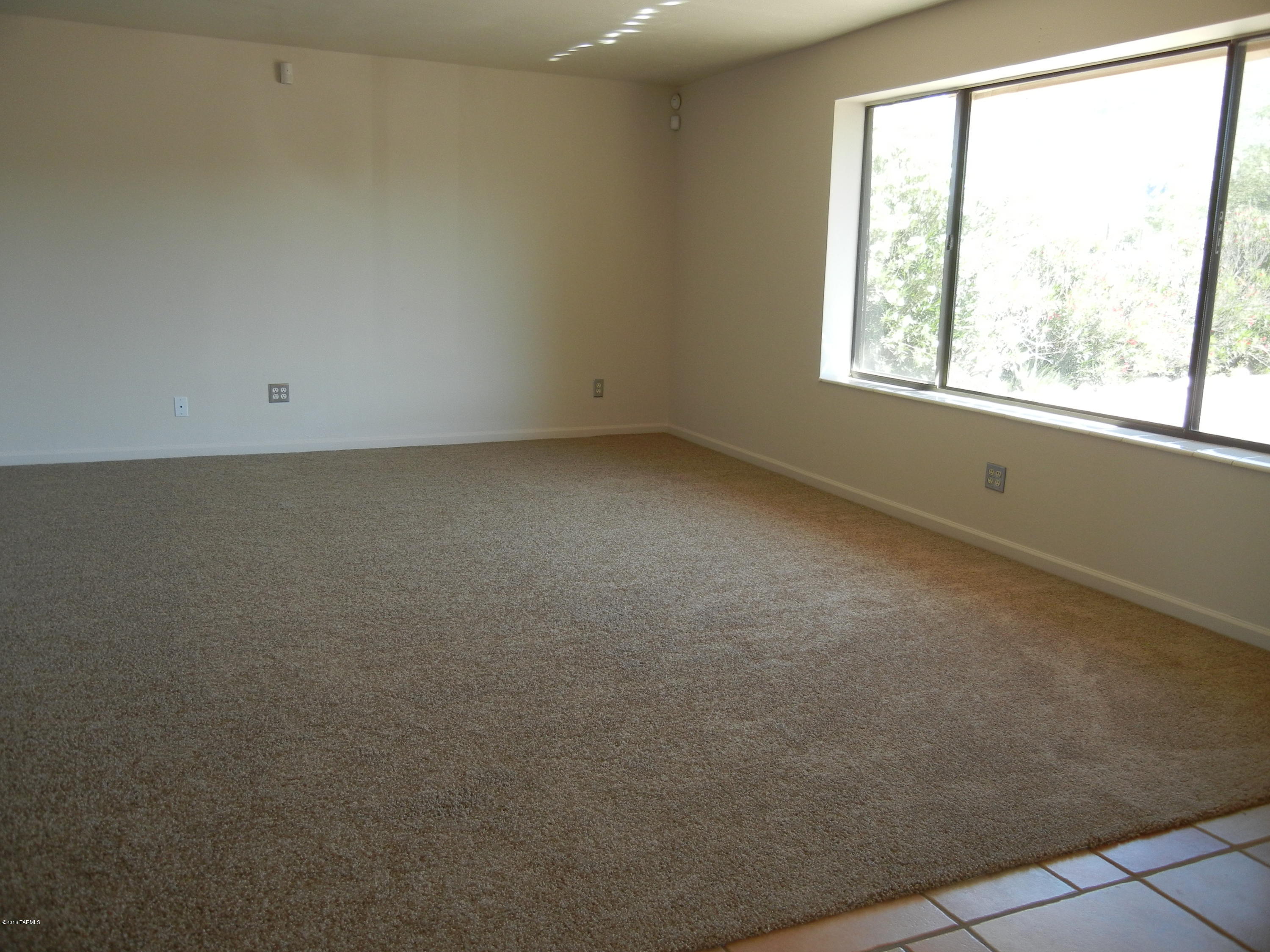 4621 N Rio Vista Drive