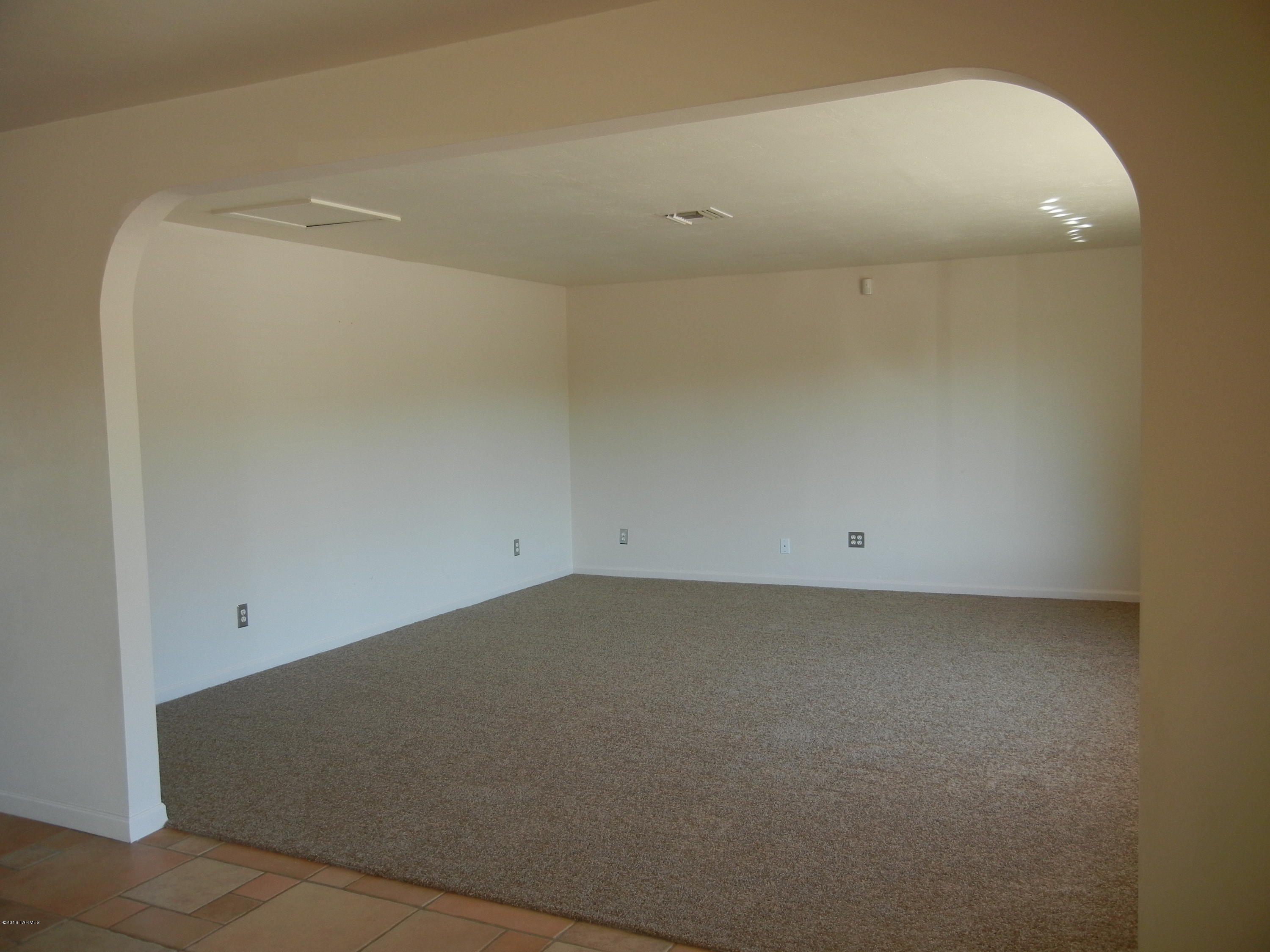 4621 N Rio Vista Drive