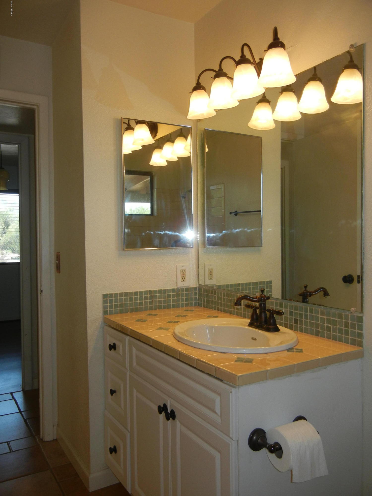 4621 N Rio Vista Drive