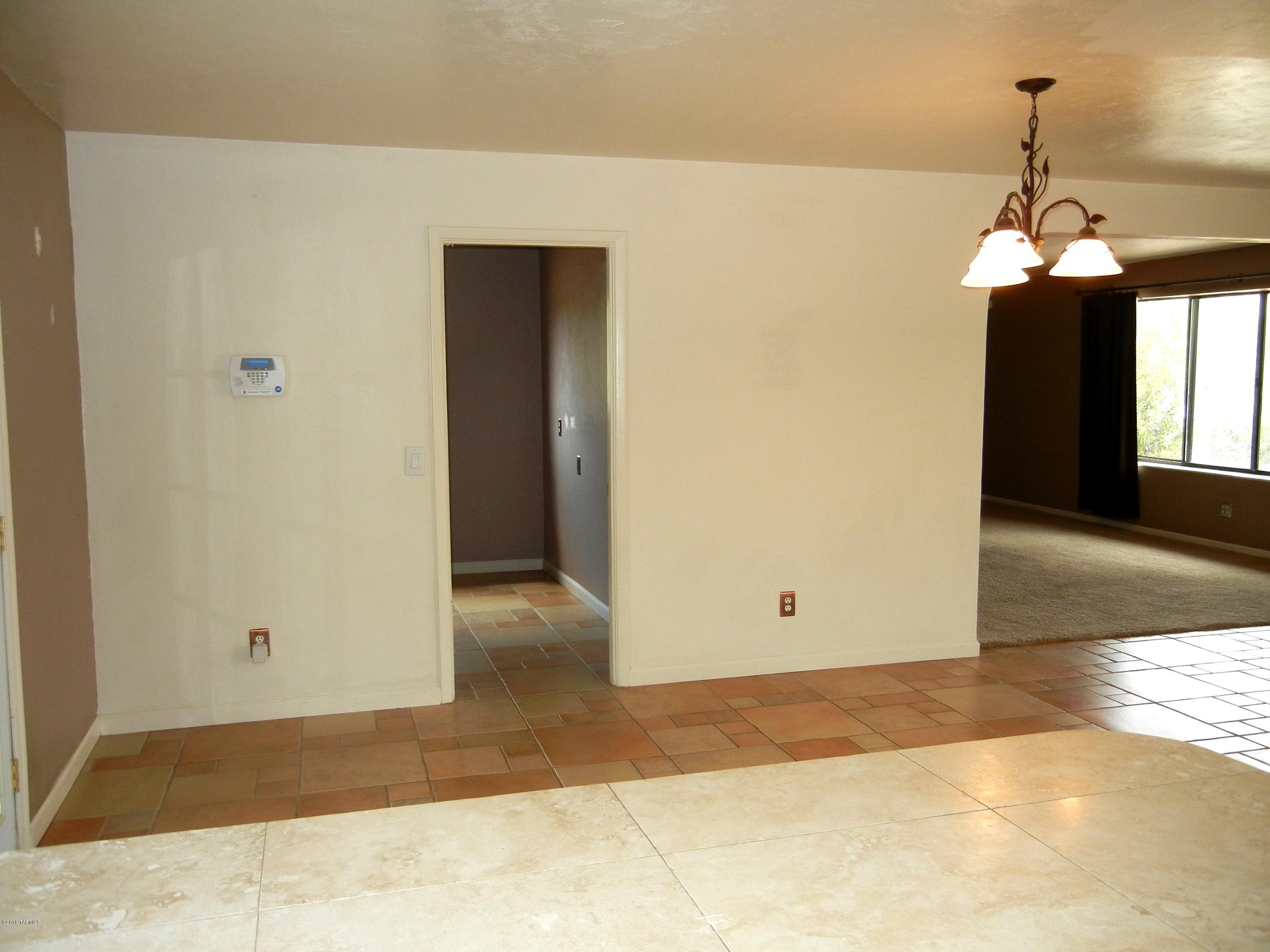 4621 N Rio Vista Drive