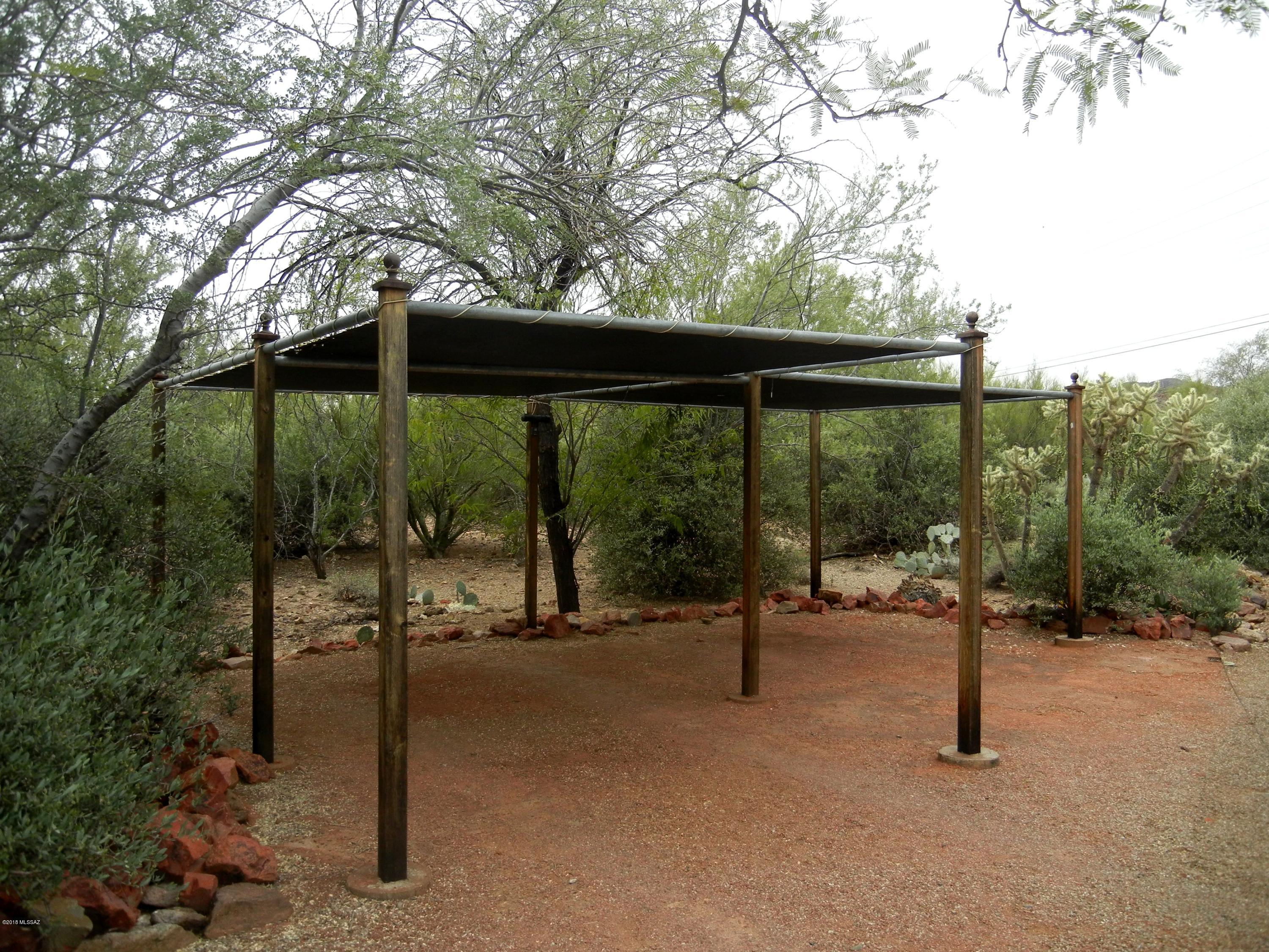 2280 N El Moraga Drive