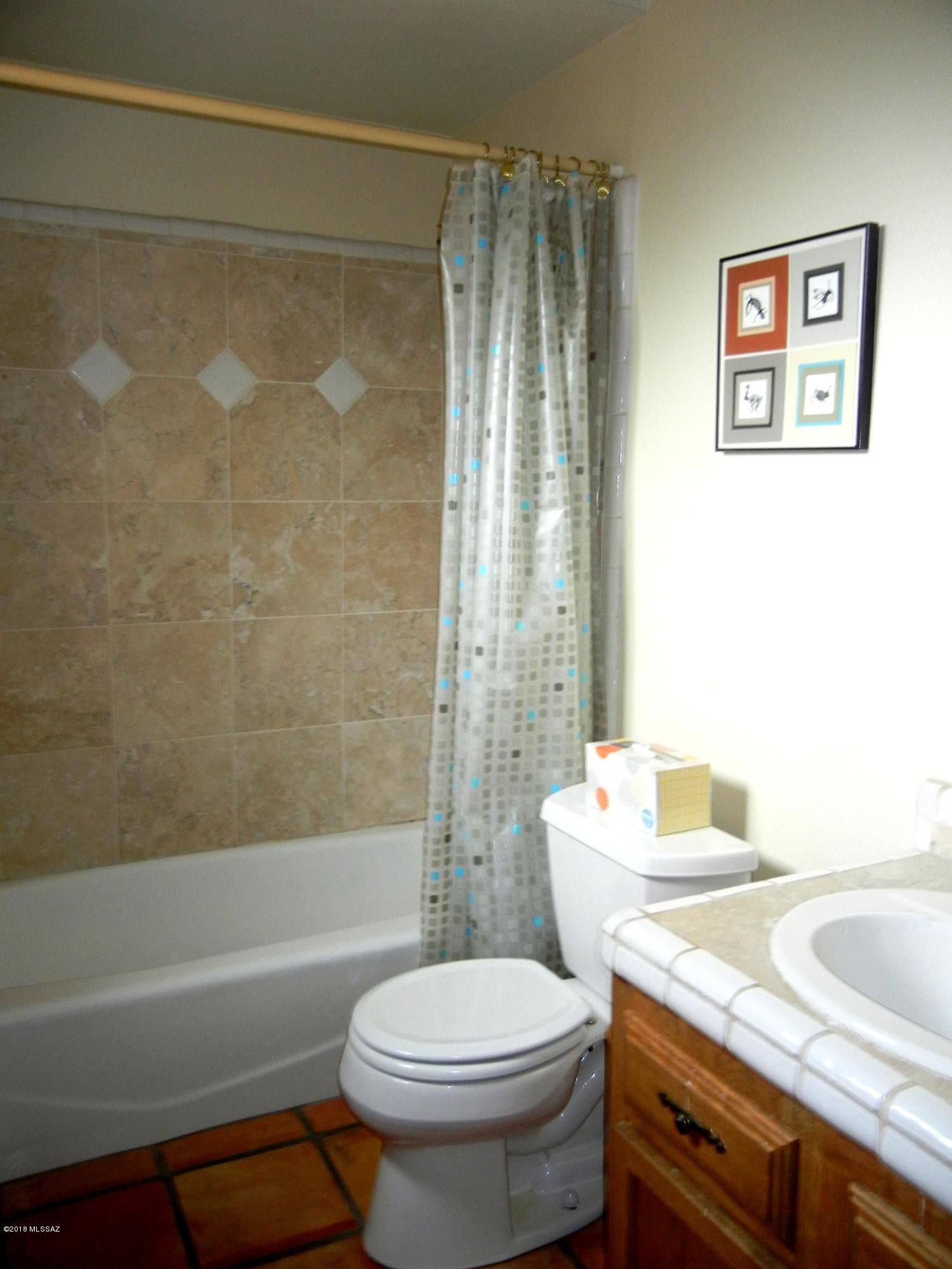 2280 N El Moraga Drive