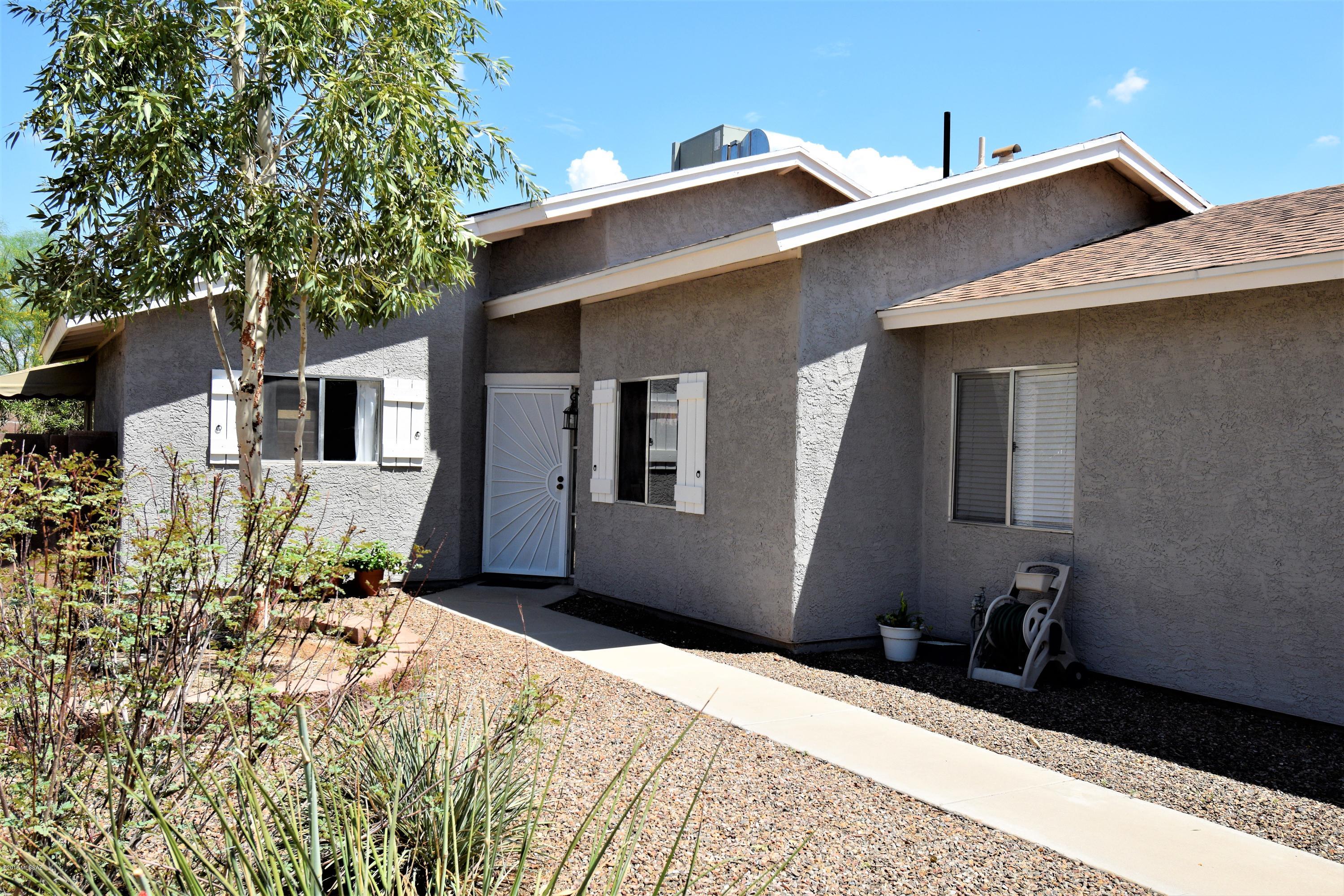 2948 W Yorkshire Street