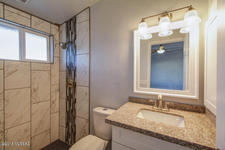 7433 N Stanton Place