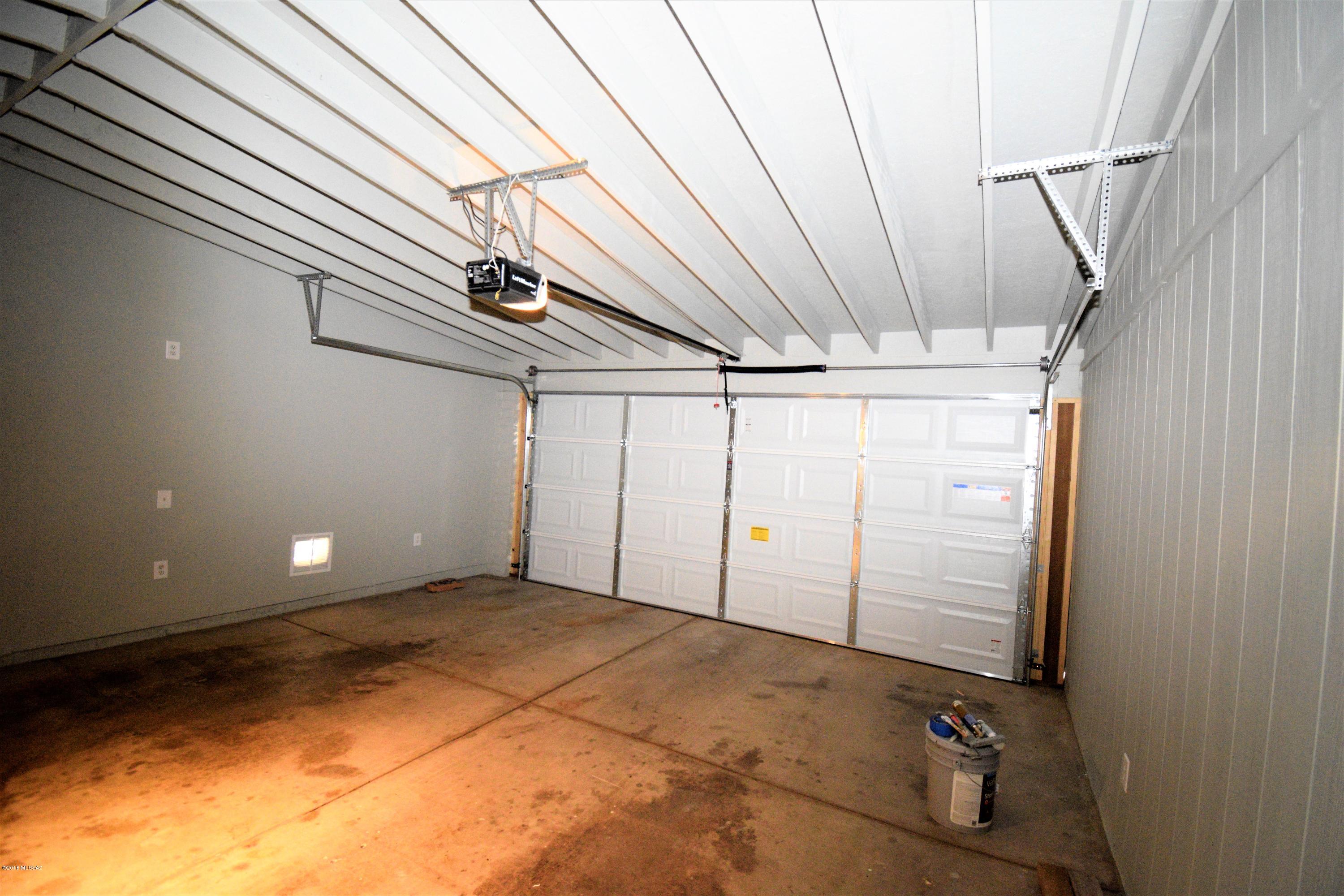 7433 N Stanton Place