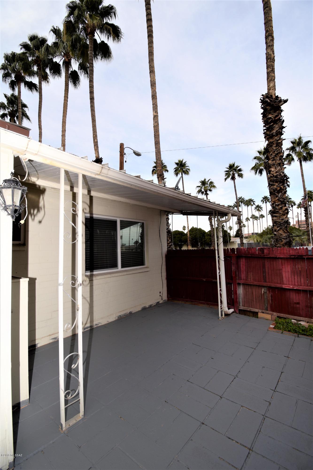 382 N Silverbell Road