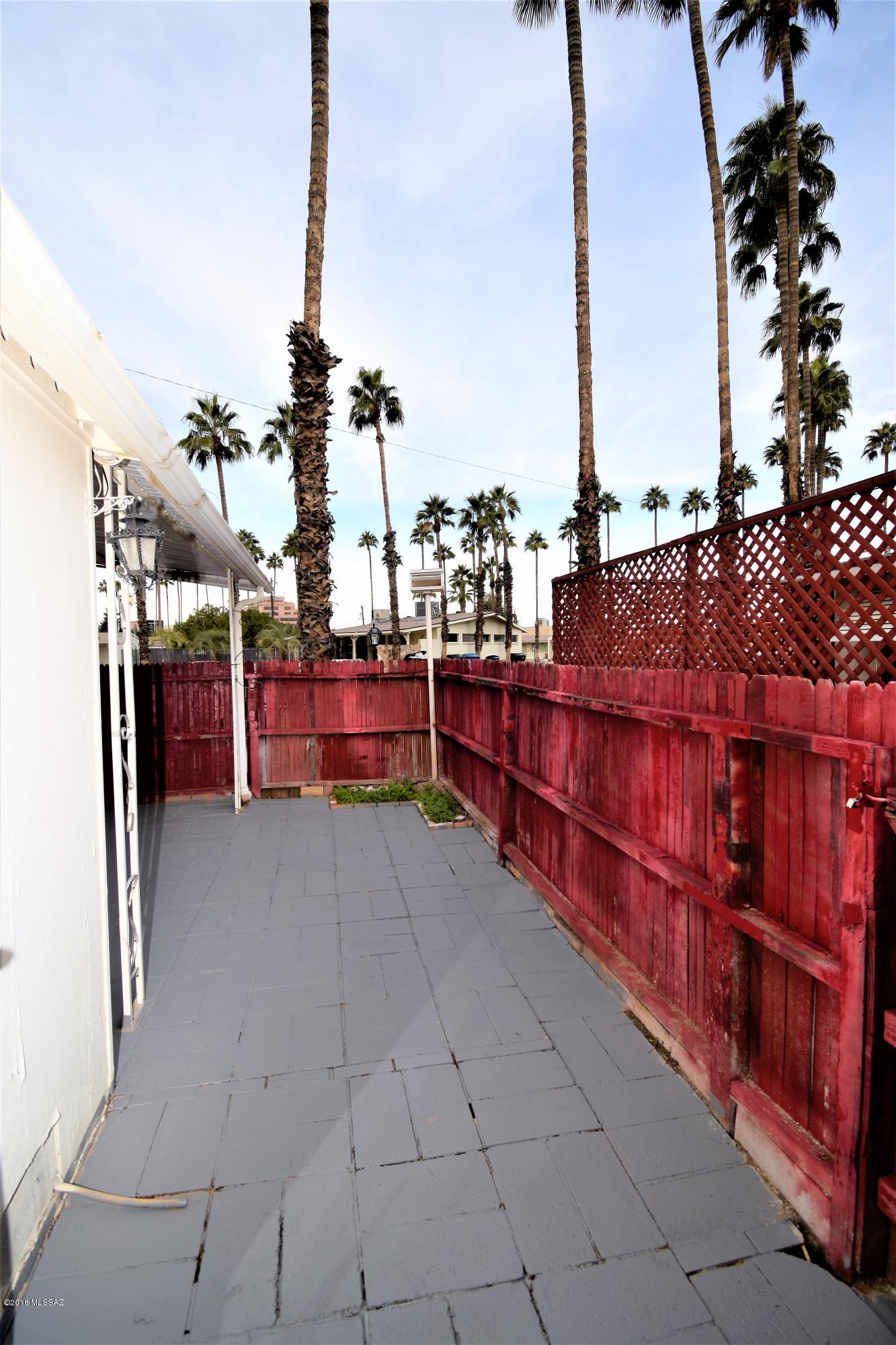 382 N Silverbell Road