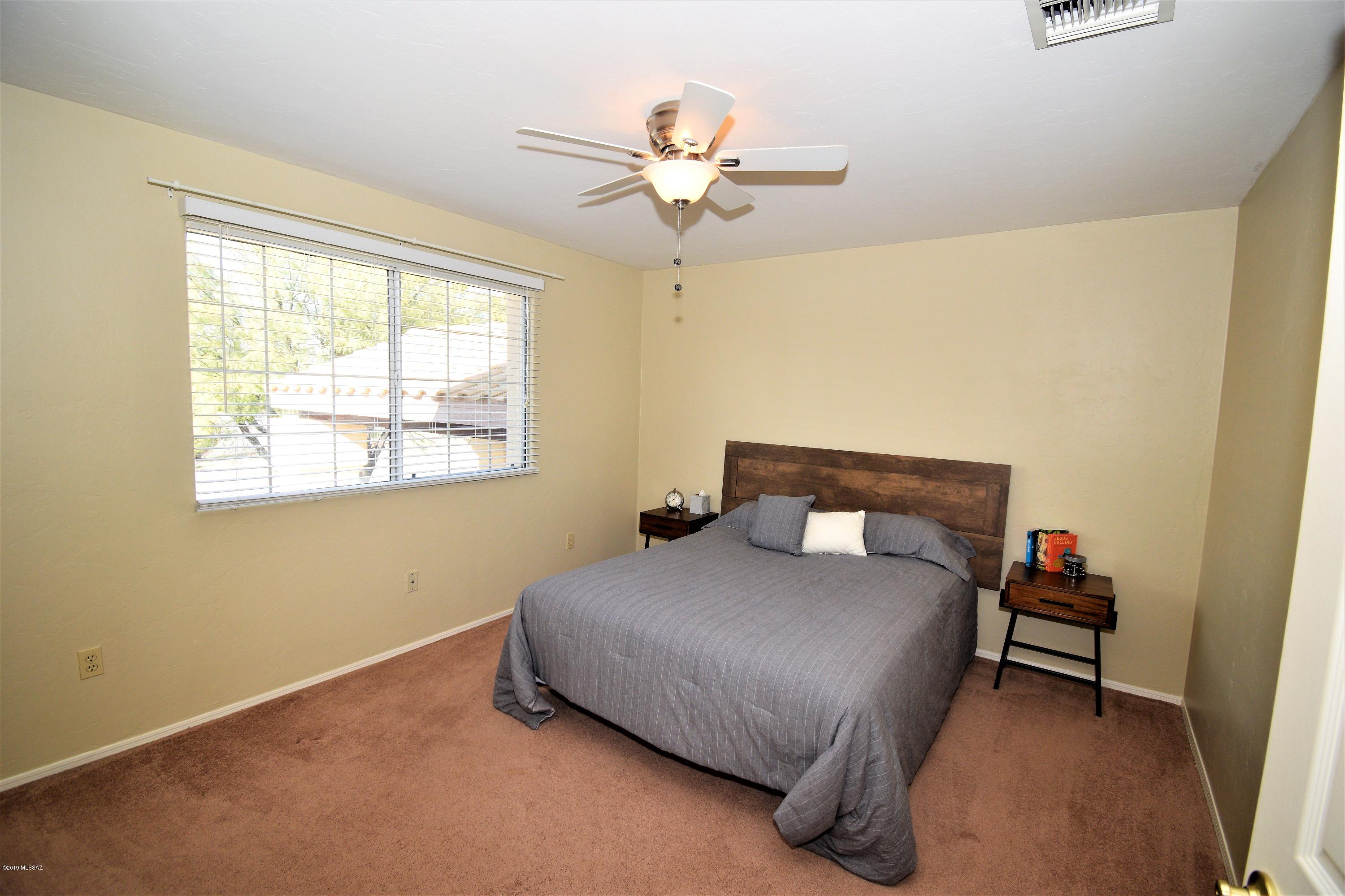 95 W Blackstone Road