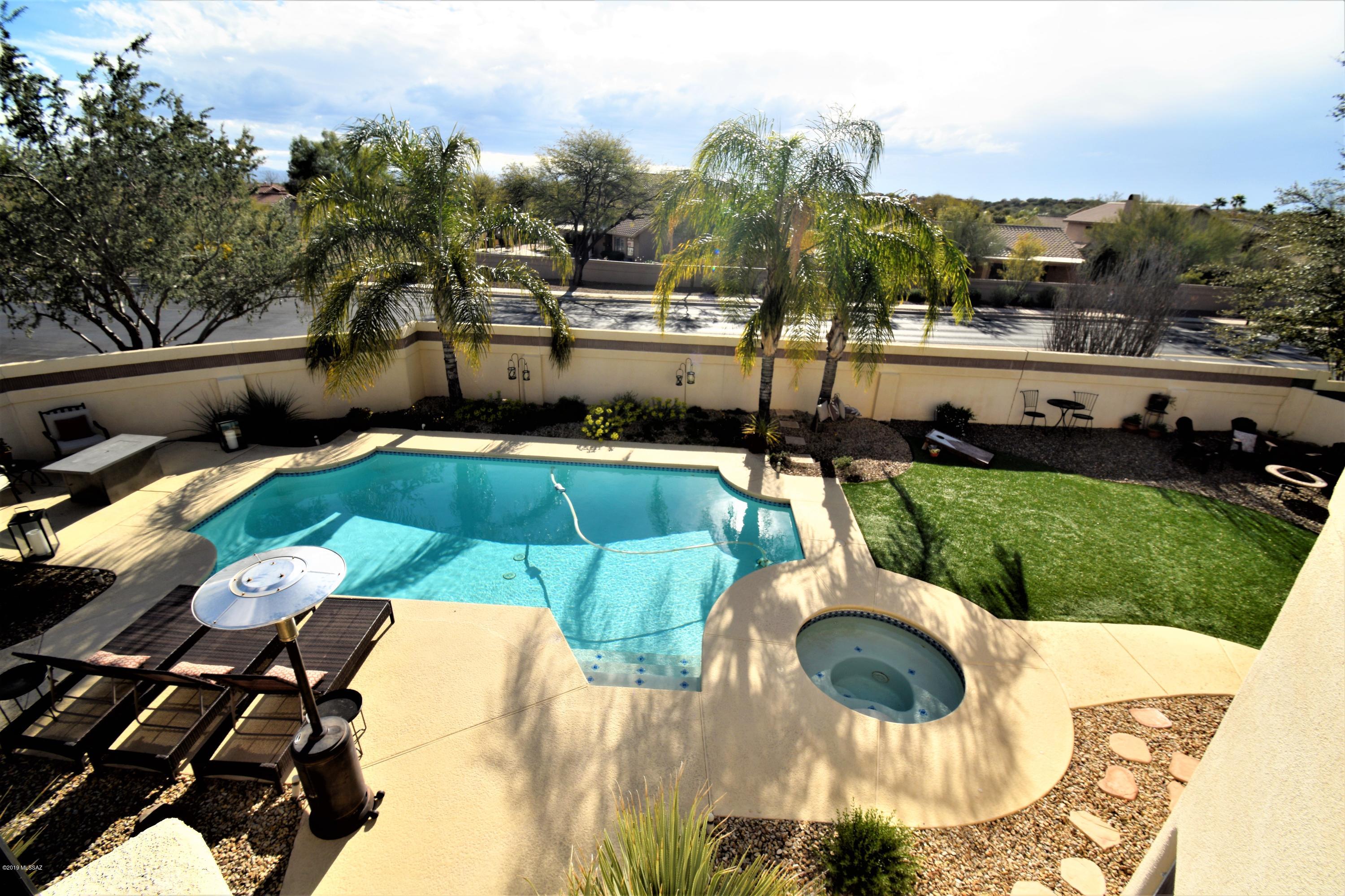 95 W Blackstone Road