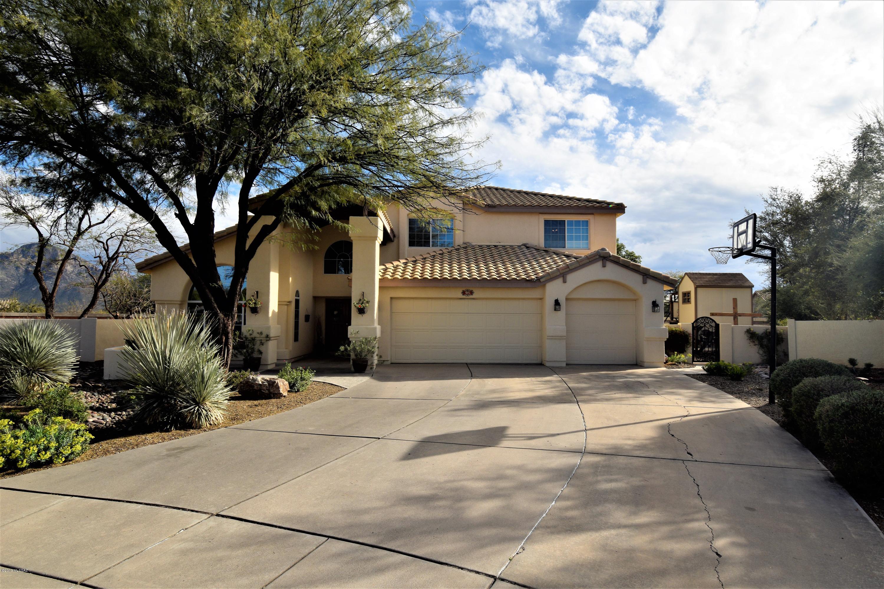 95 W Blackstone Road