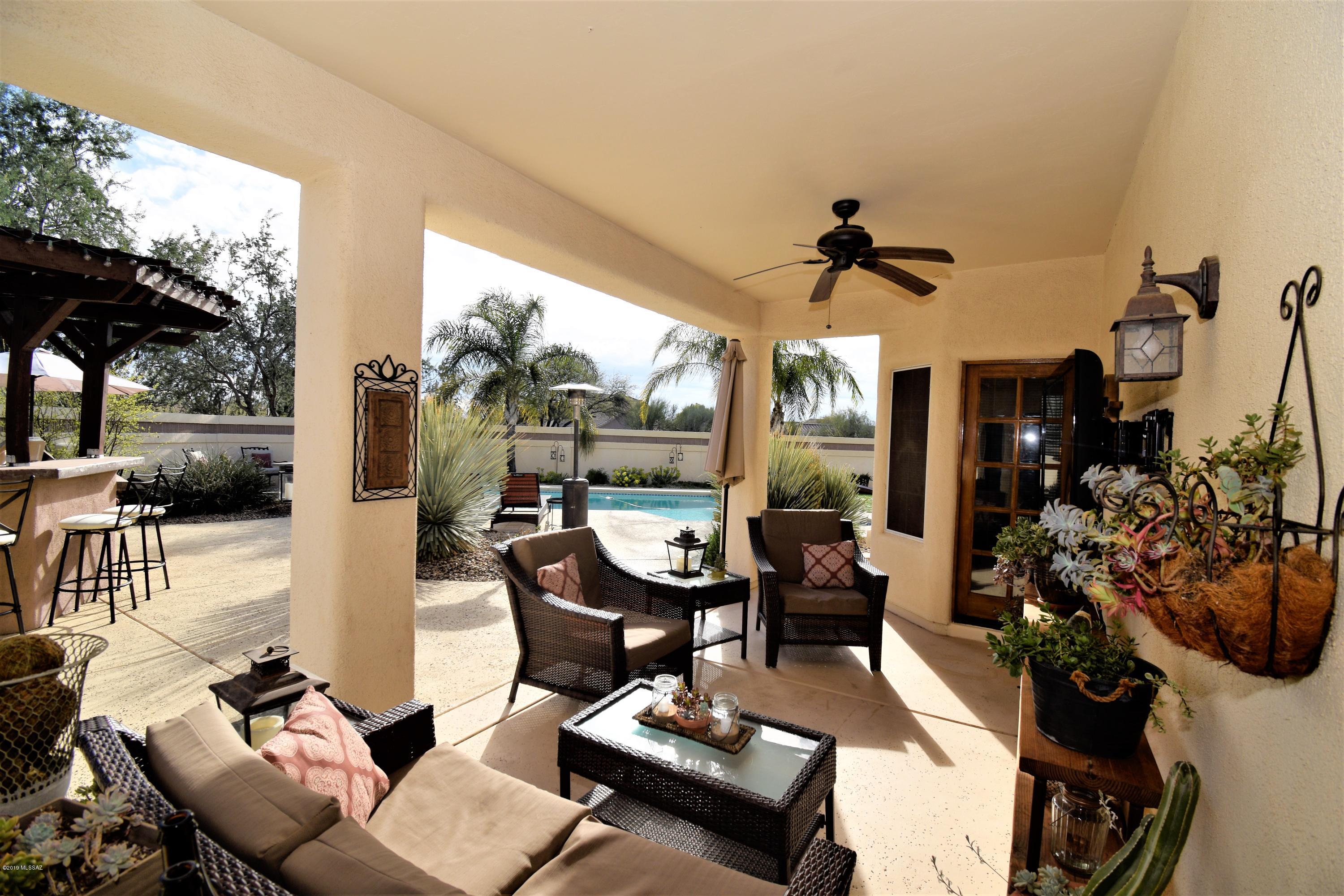 95 W Blackstone Road