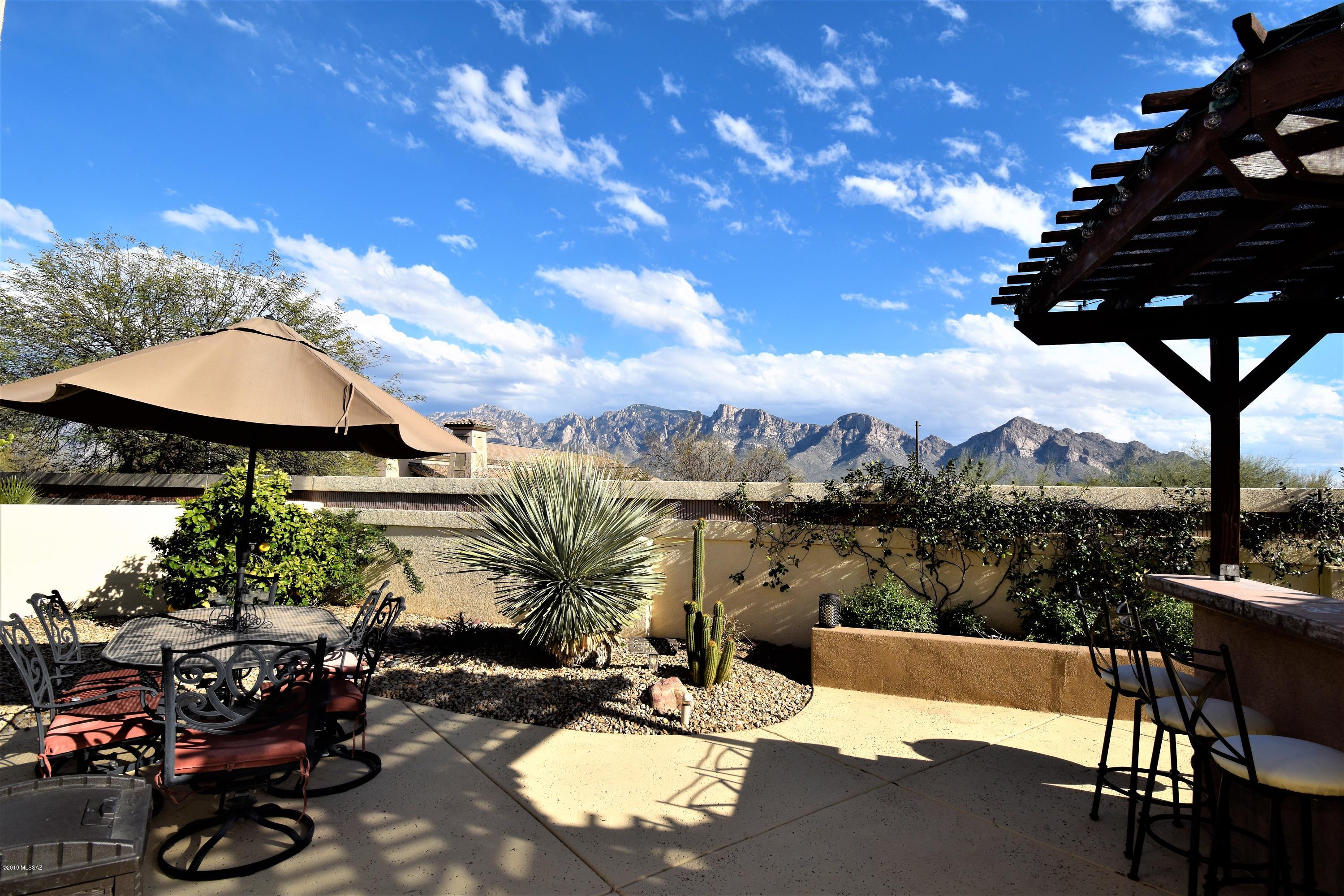 95 W Blackstone Road