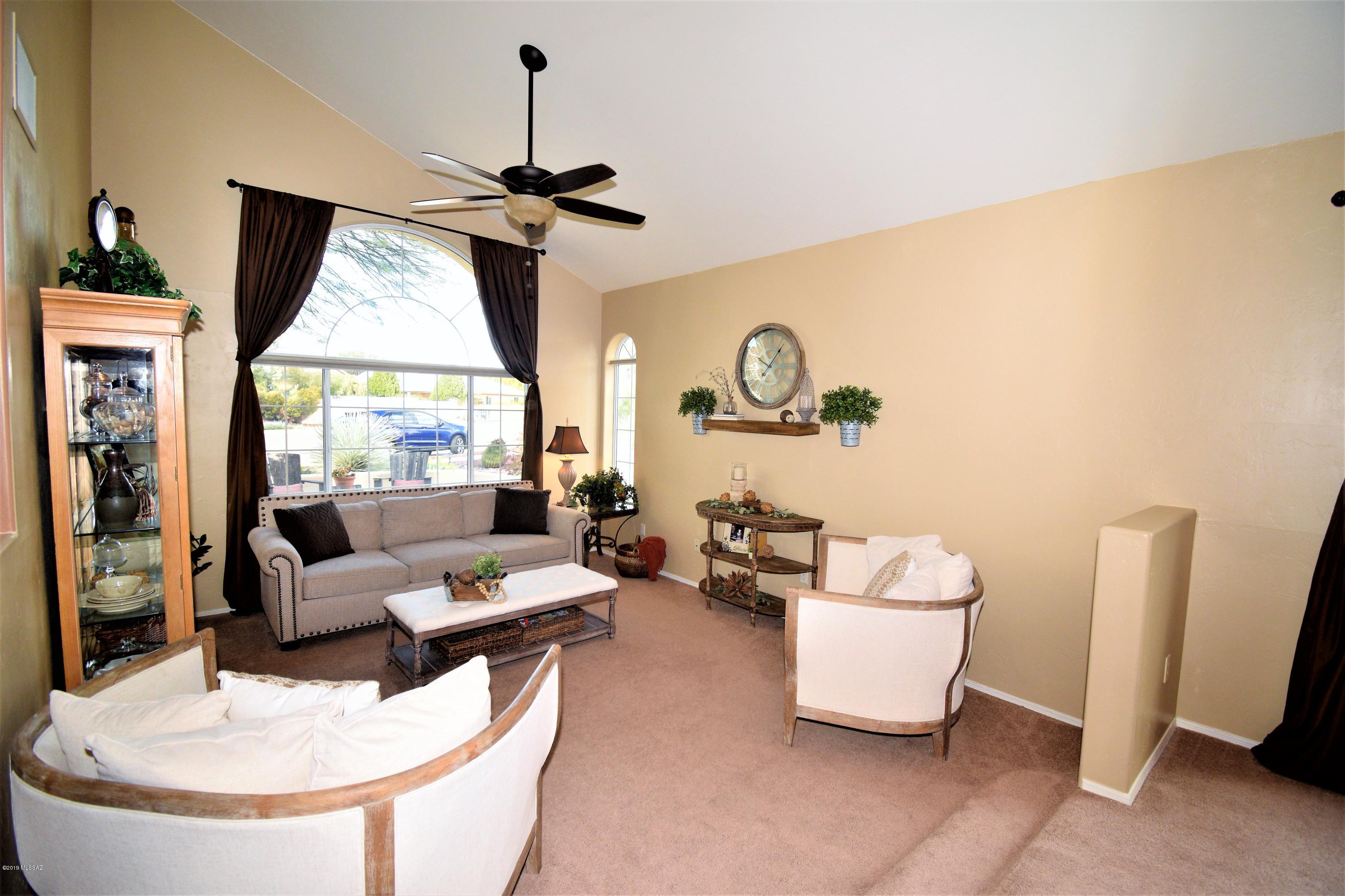 95 W Blackstone Road