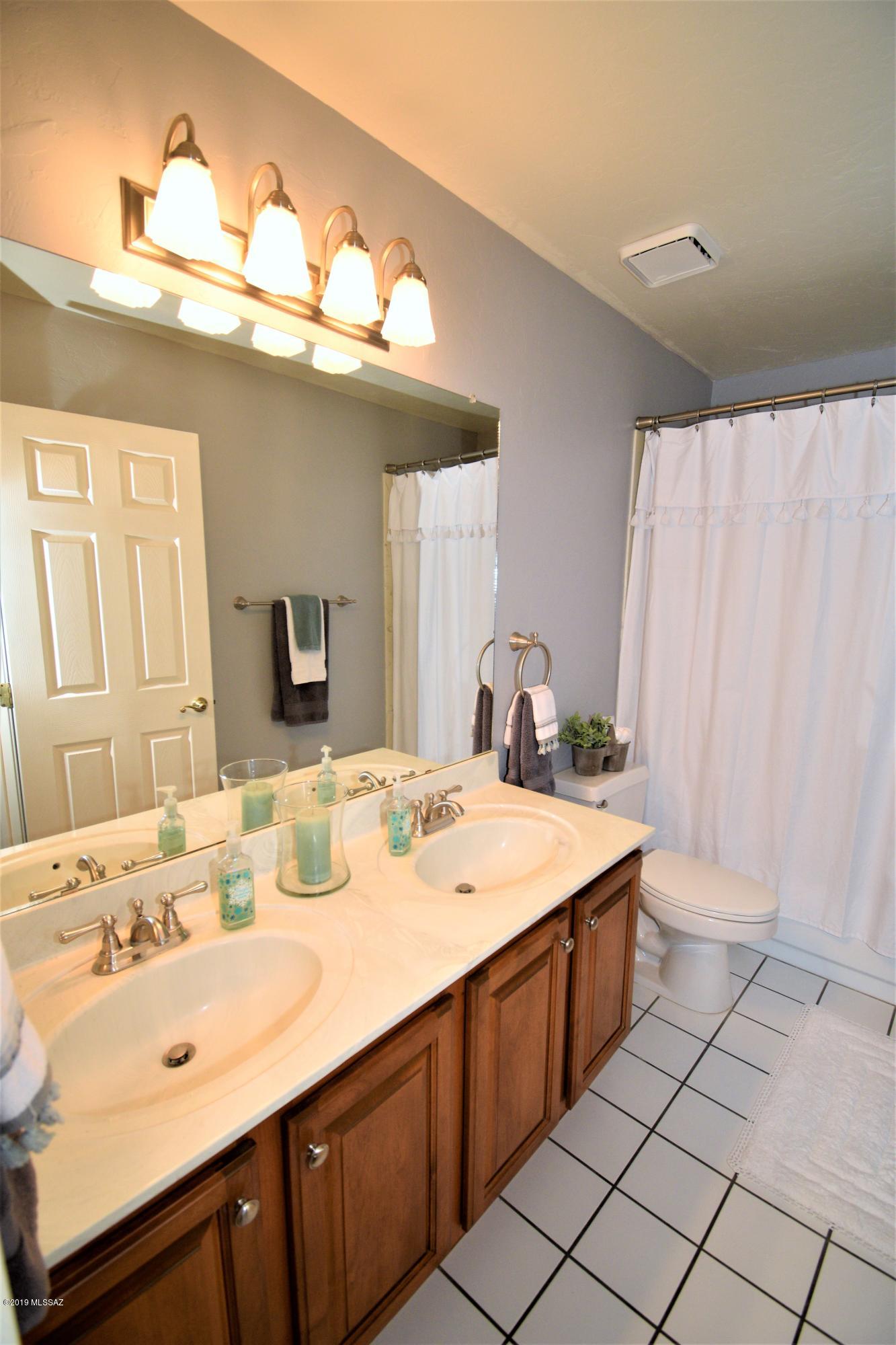 95 W Blackstone Road