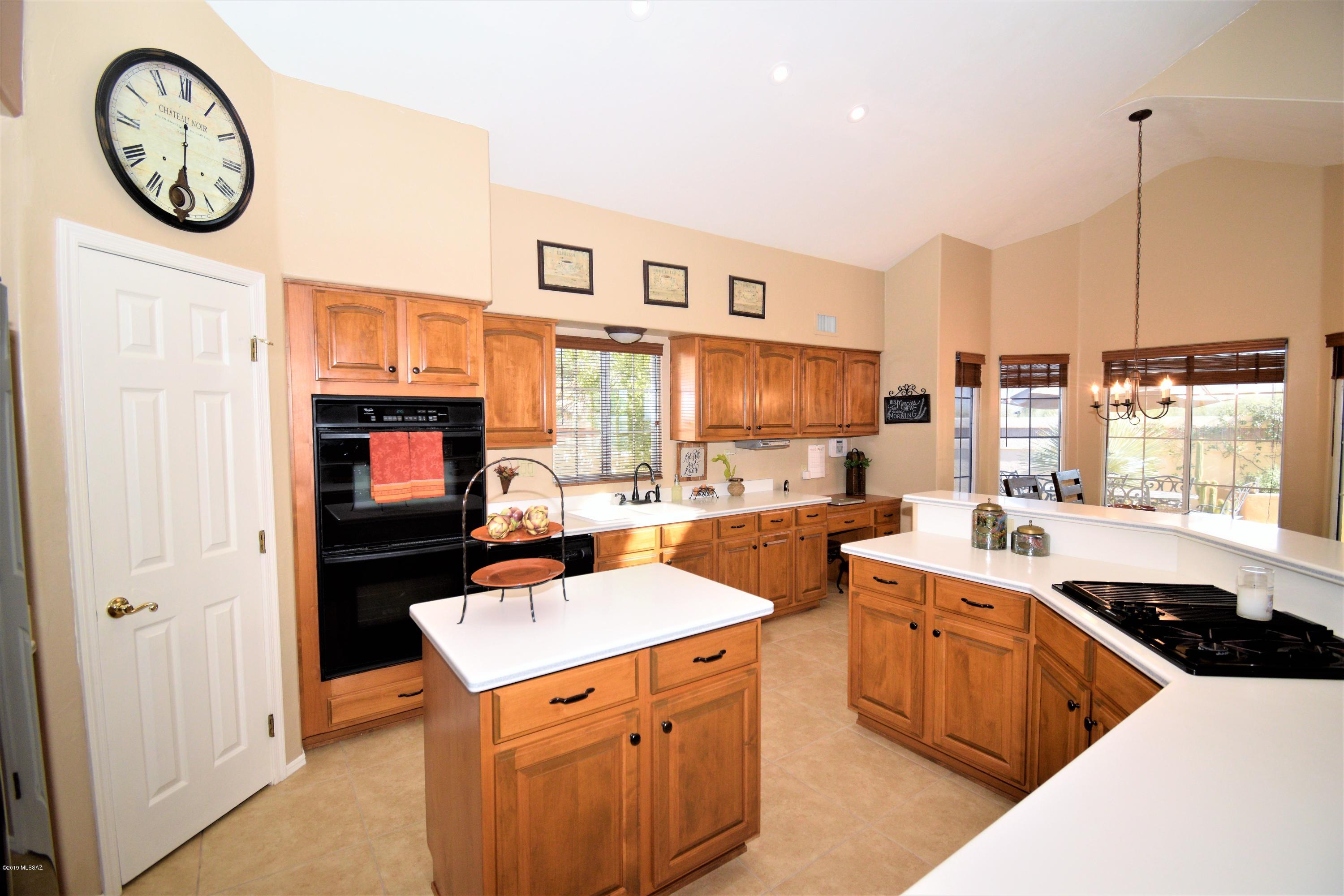 95 W Blackstone Road