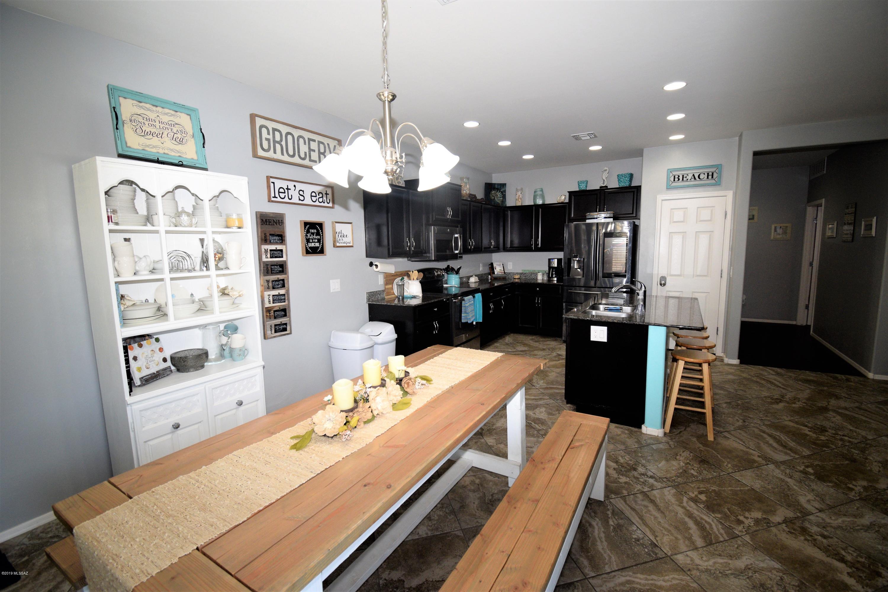 8771 N Mugho Pine Trail