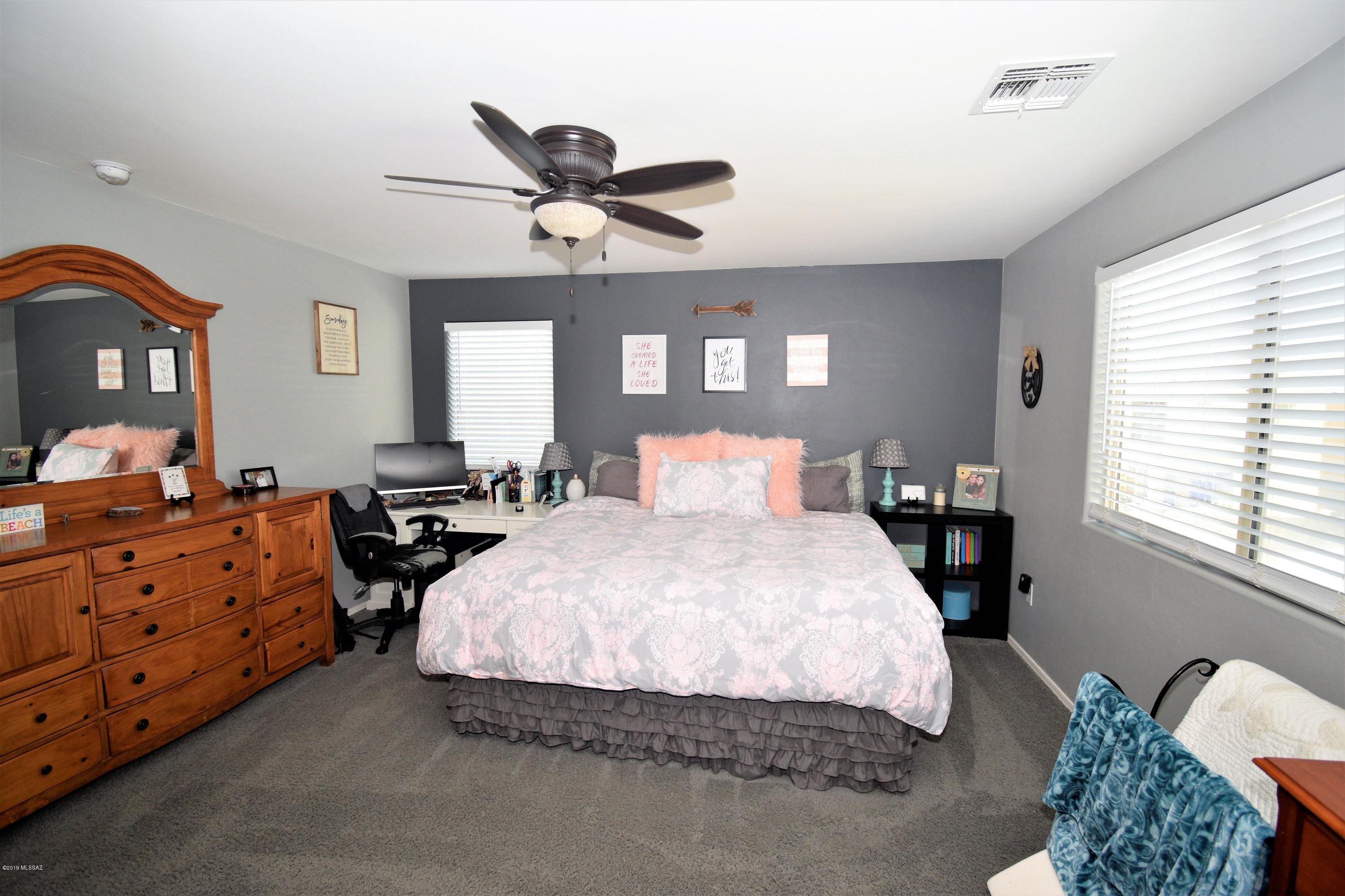 8771 N Mugho Pine Trail