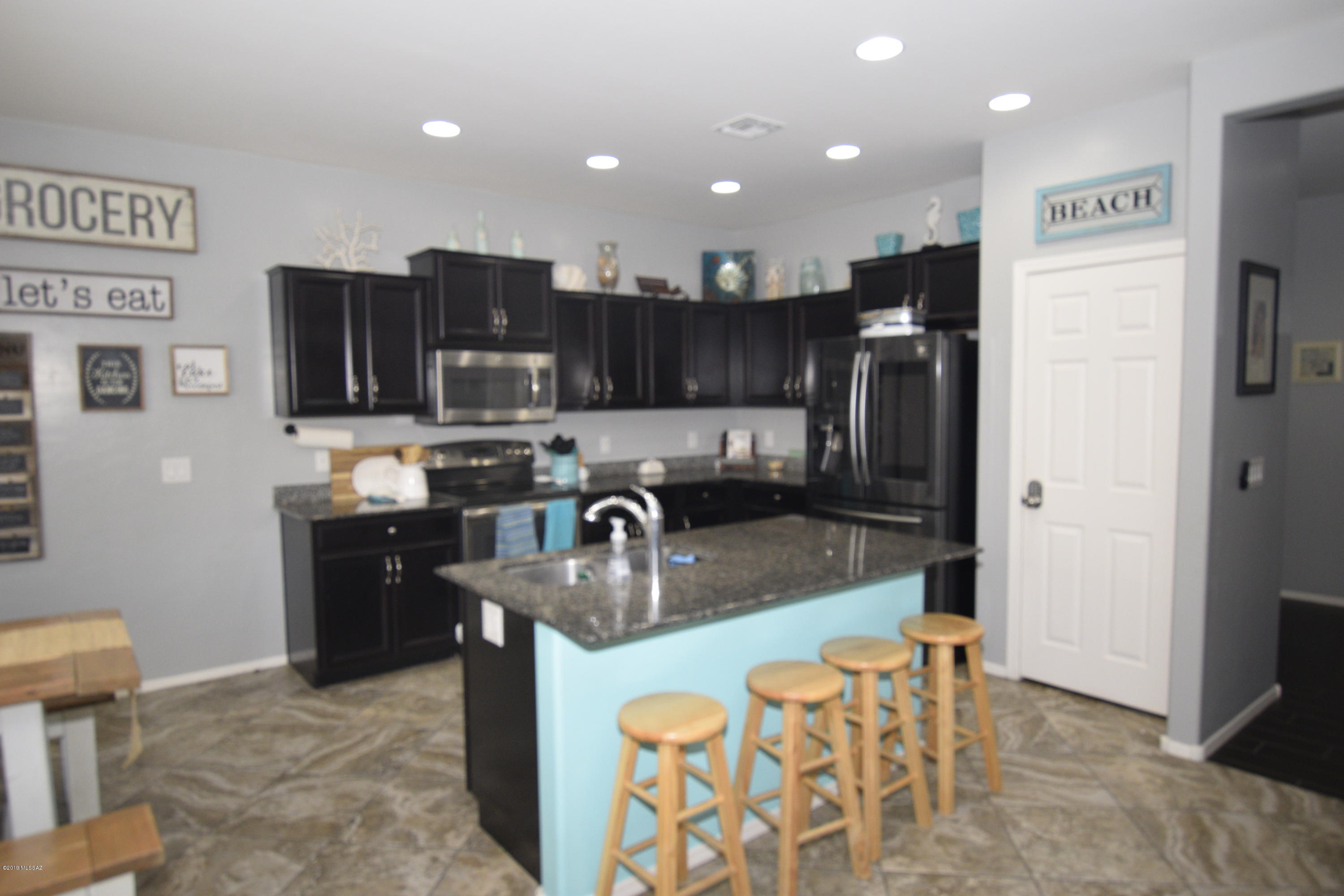 8771 N Mugho Pine Trail