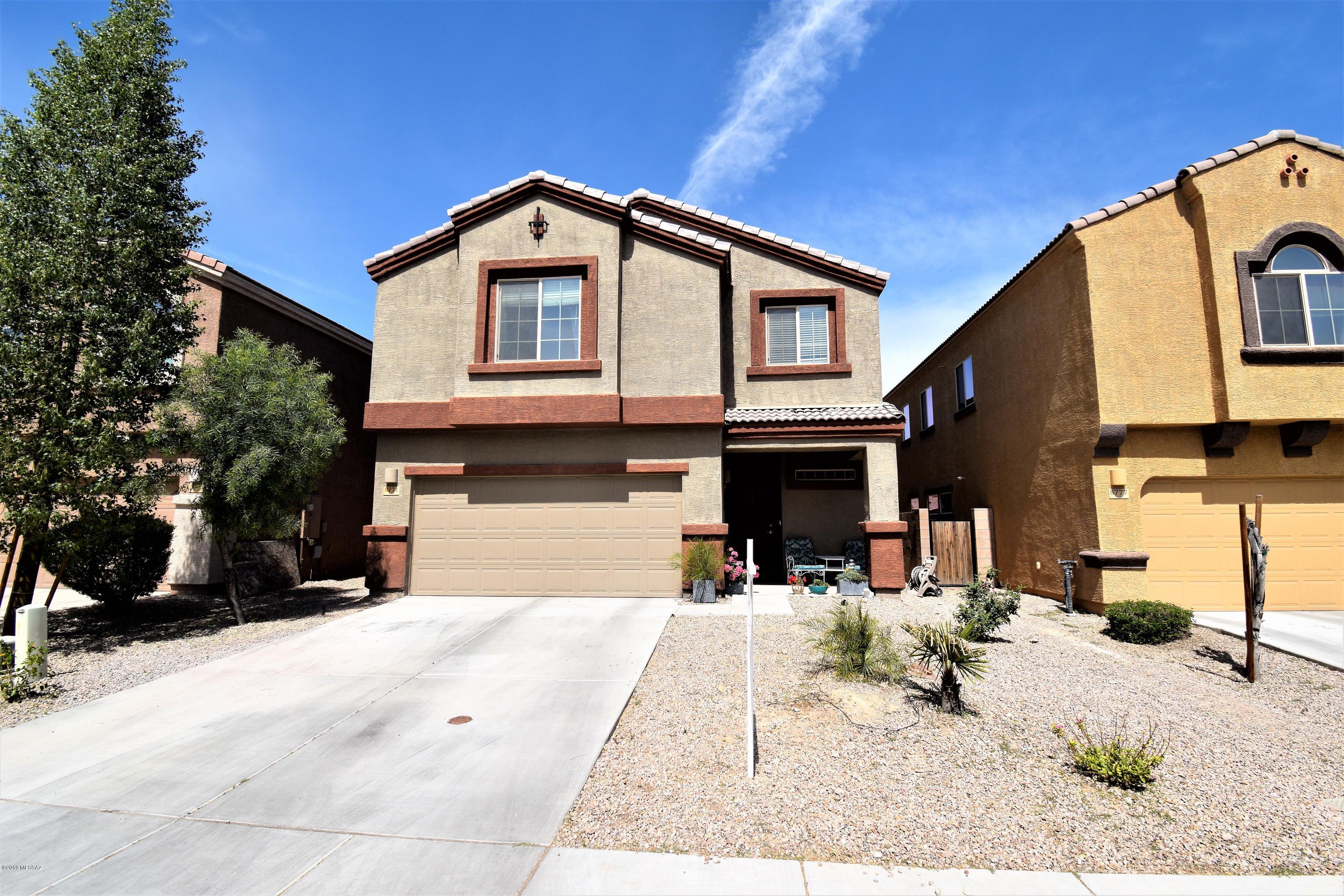 8771 N Mugho Pine Trail