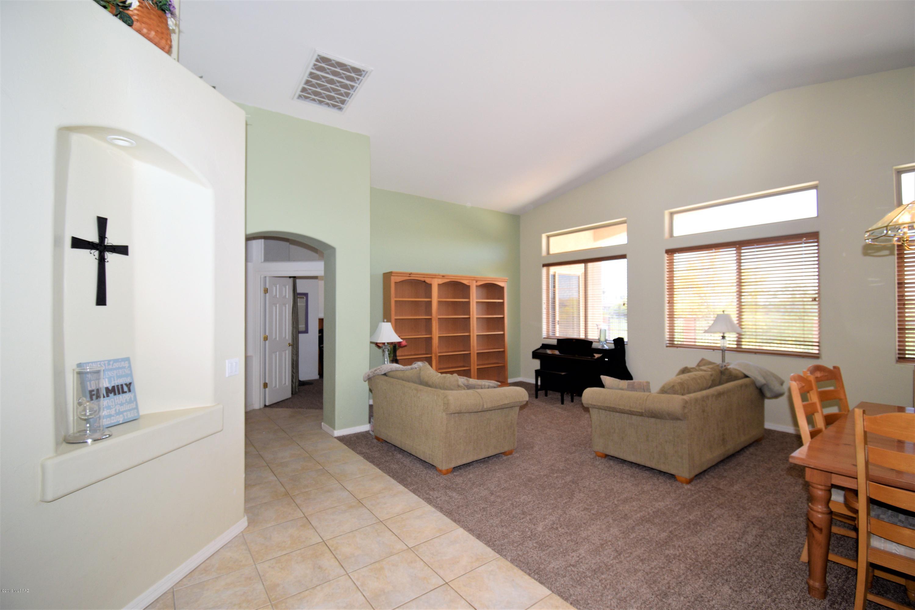 3648 N Trilby Wash Court