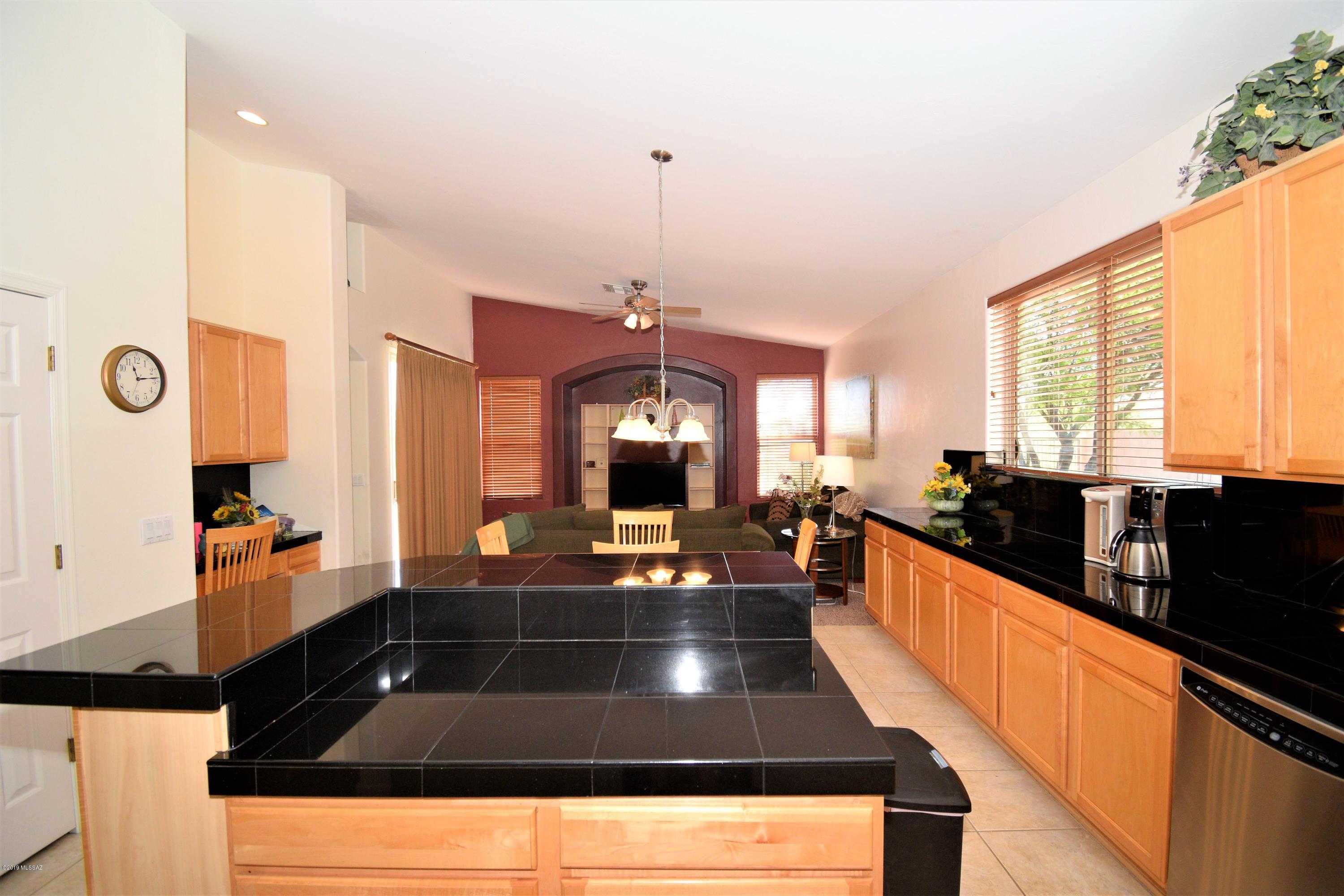 3648 N Trilby Wash Court