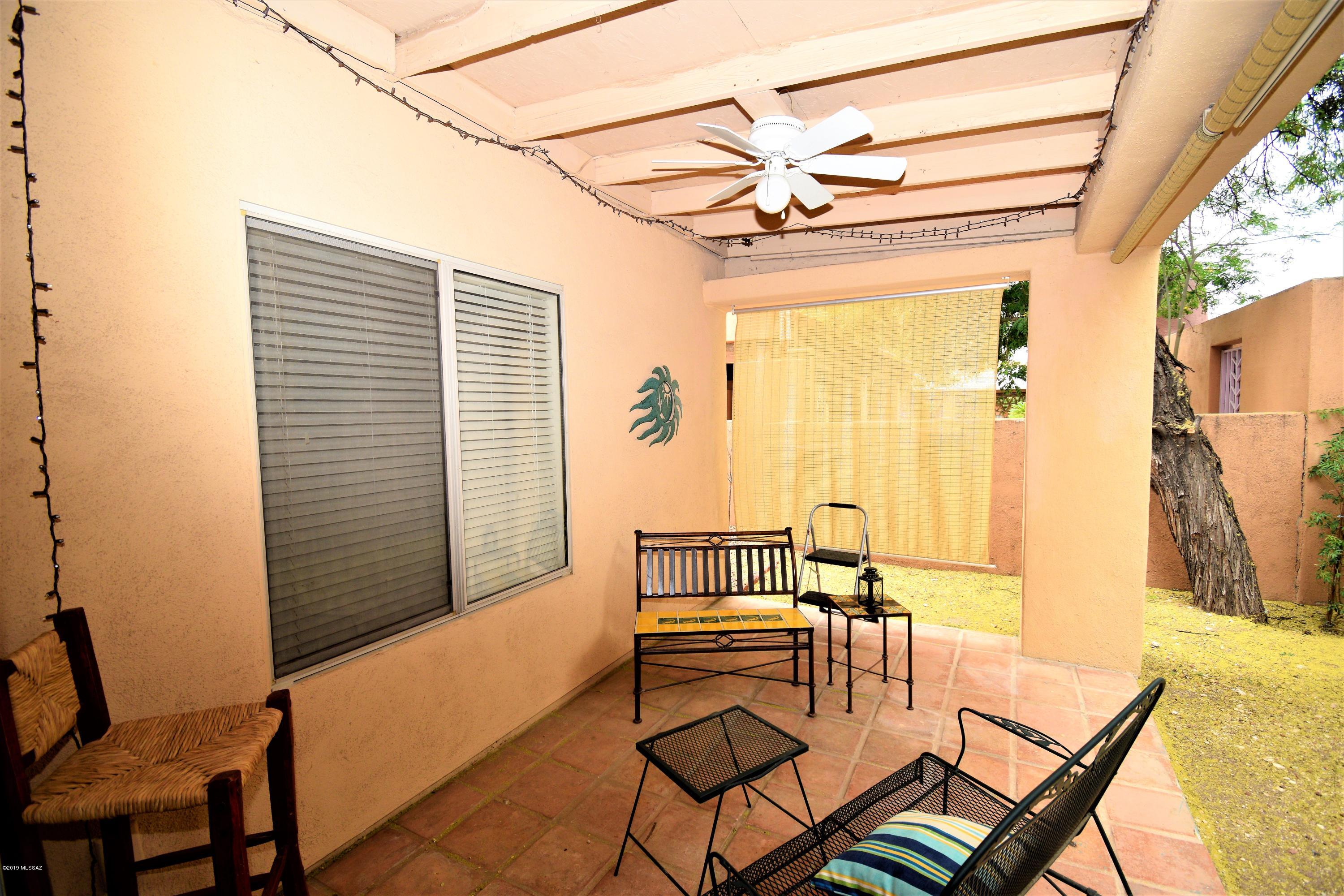 5259 E Calle Vista De Colores