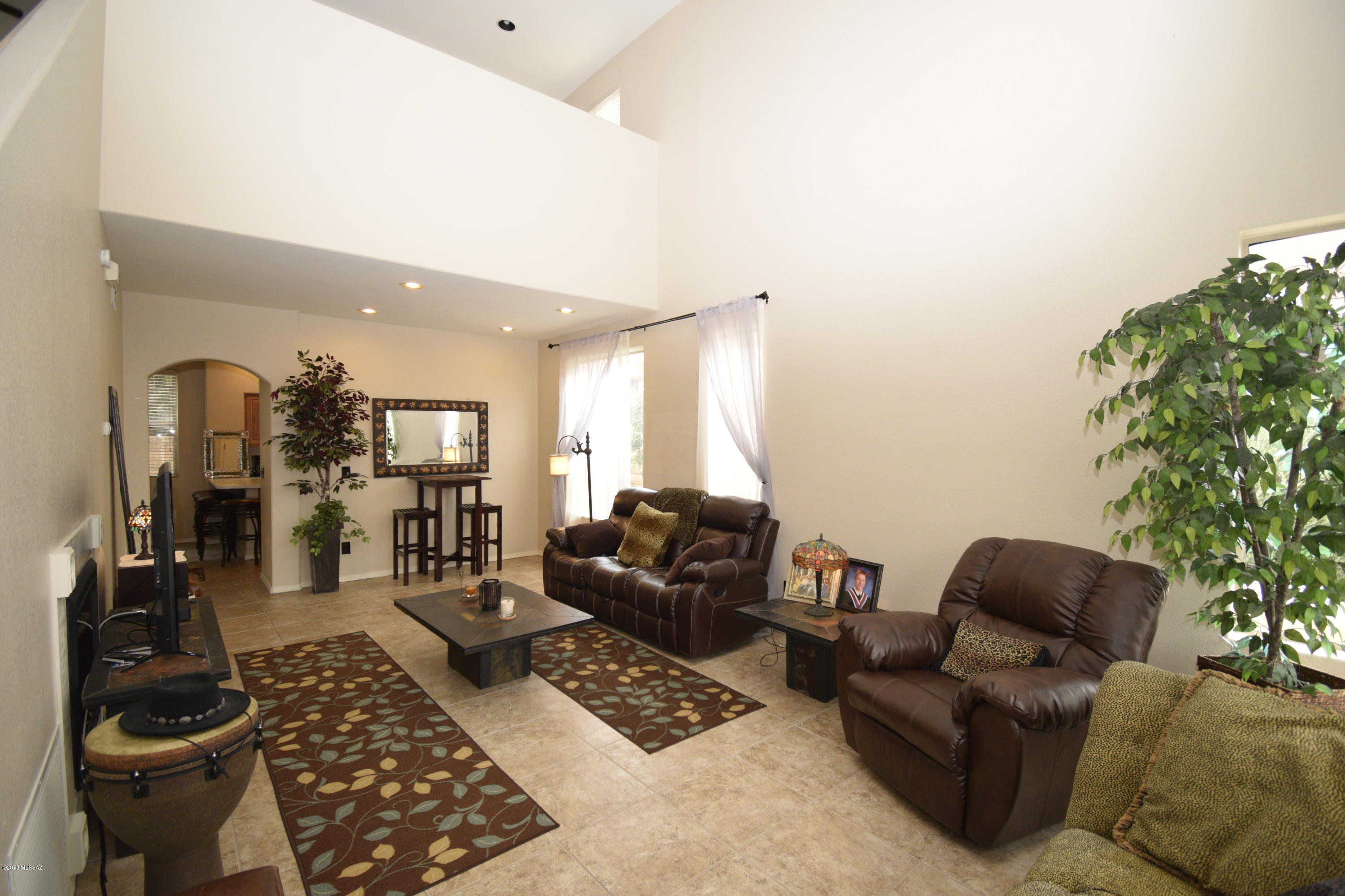 5259 E Calle Vista De Colores