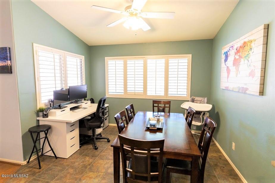 1339 E Mountain Place