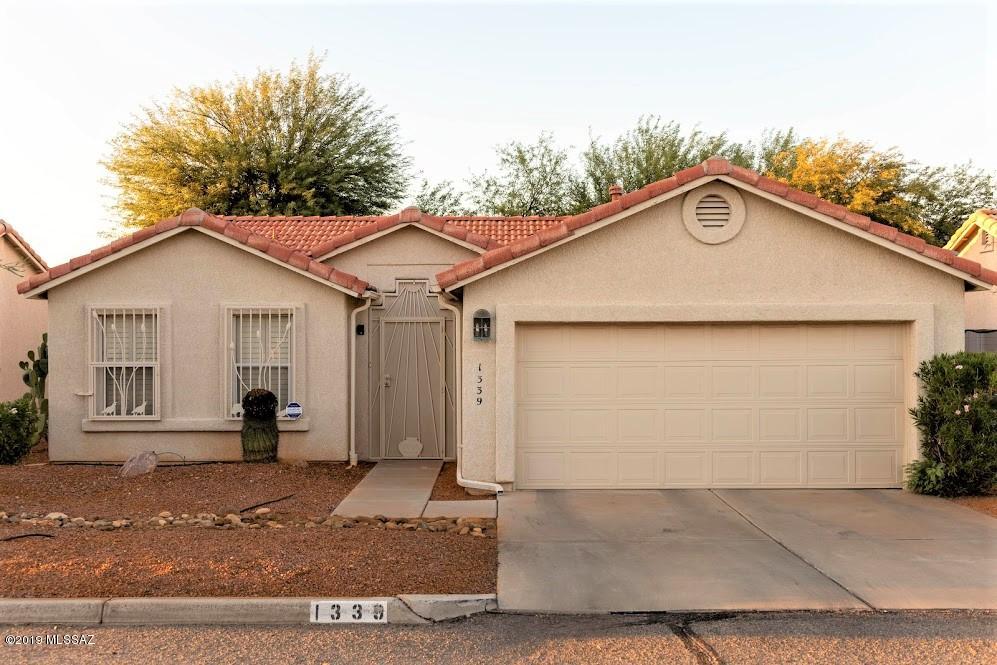 1339 E Mountain Place