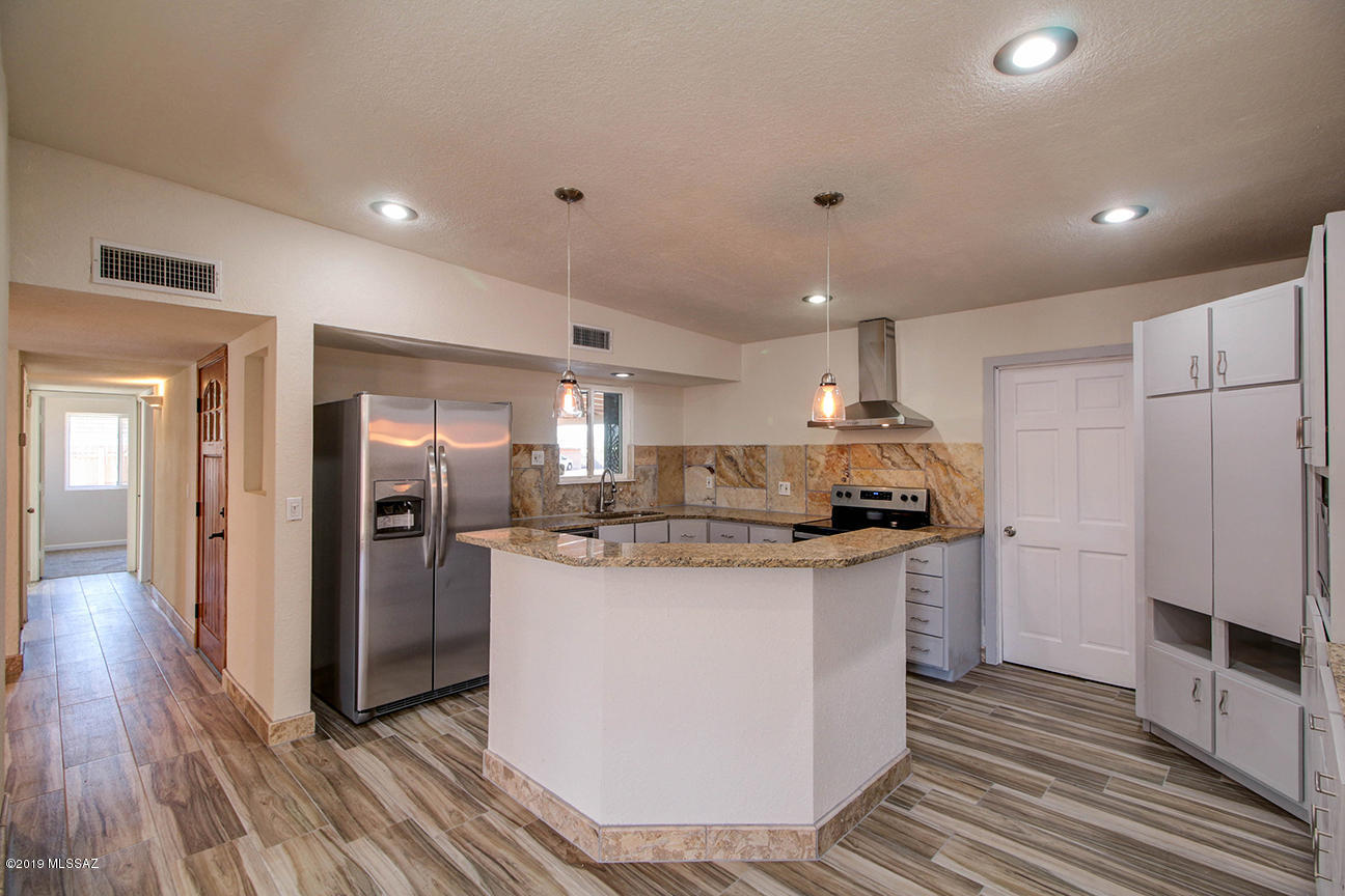 3549 W Falling Star Lane