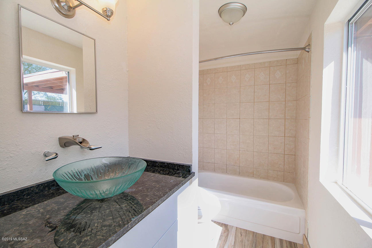 3549 W Falling Star Lane