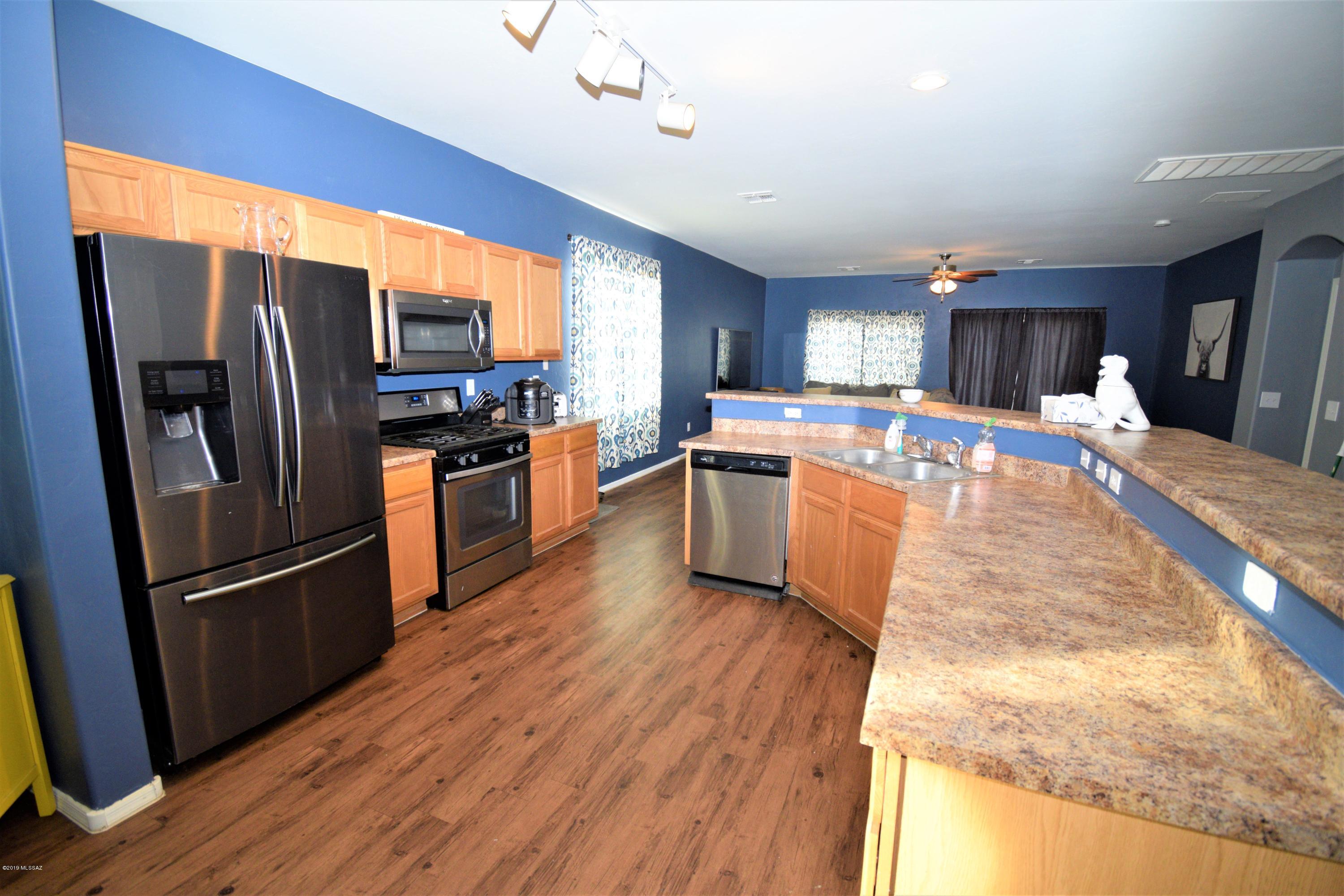 11038 W Willow Field Drive