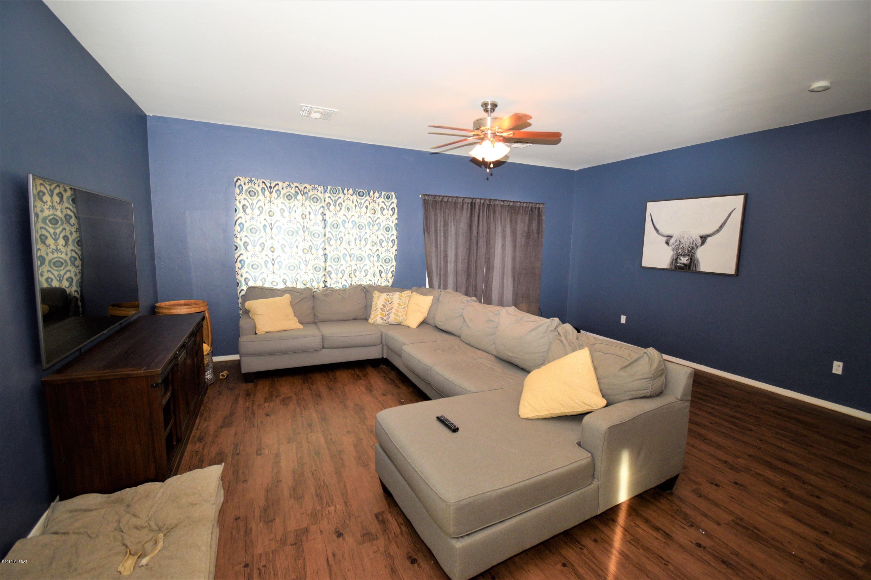 11038 W Willow Field Drive