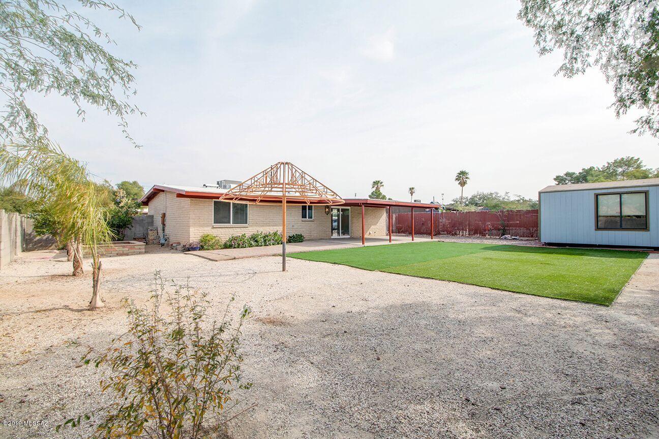 7420 N Stanton Place