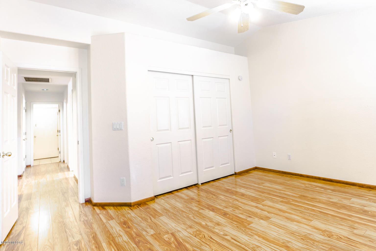 8936 N Bottlebush Lane