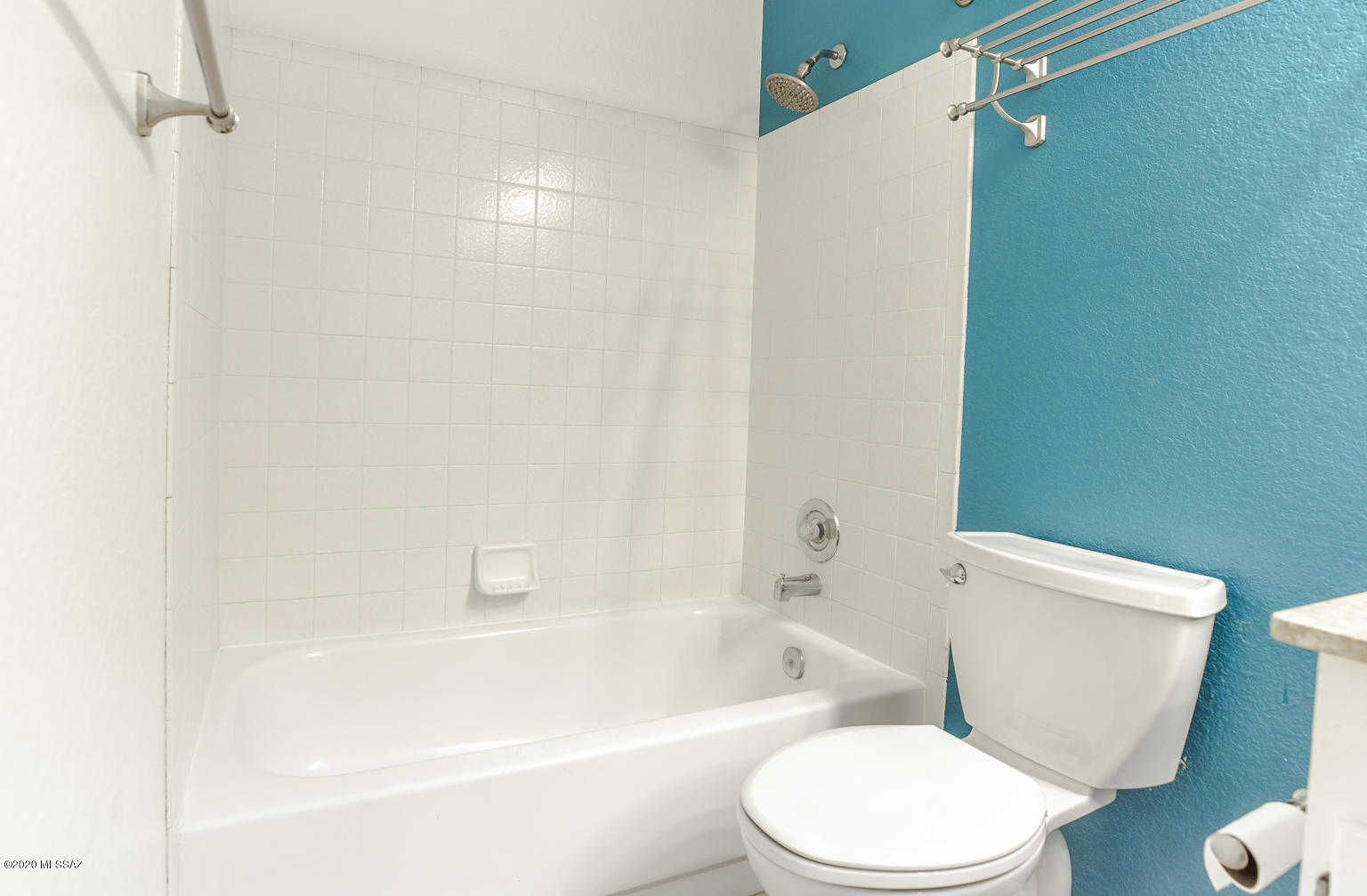 8936 N Bottlebush Lane