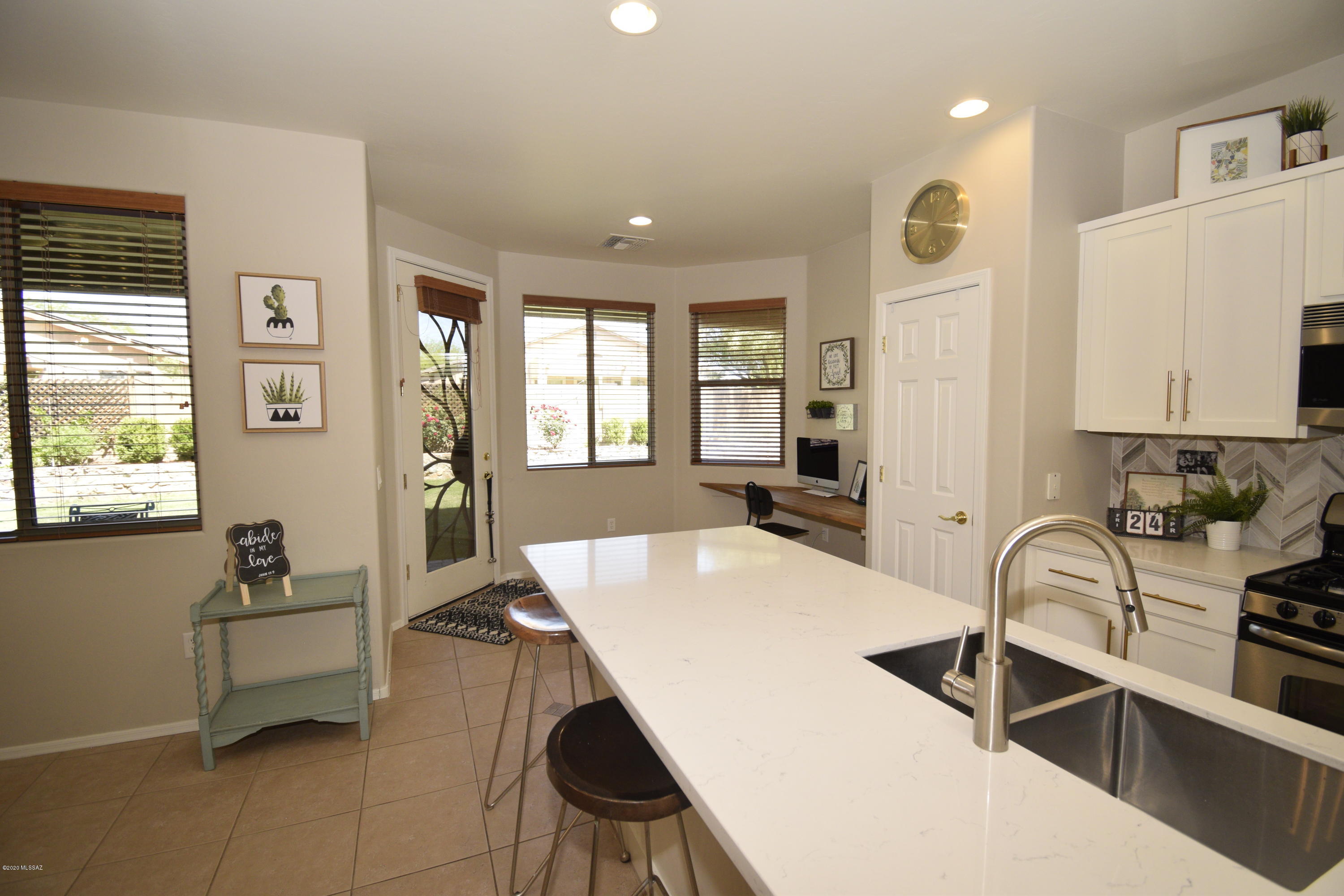 12532 N Stone Ring Drive