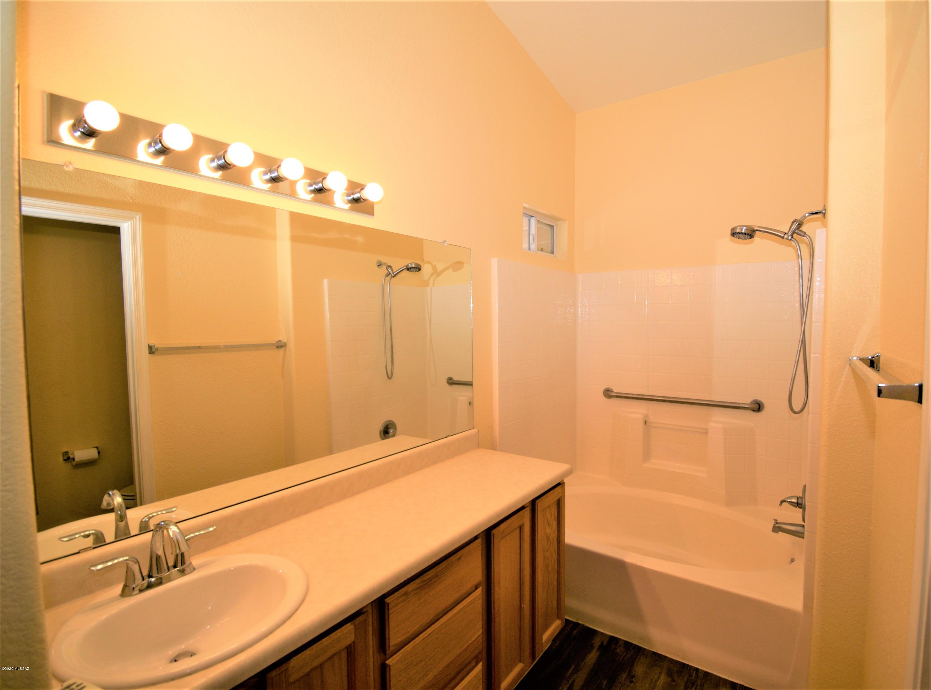 8987 E McMurray Place