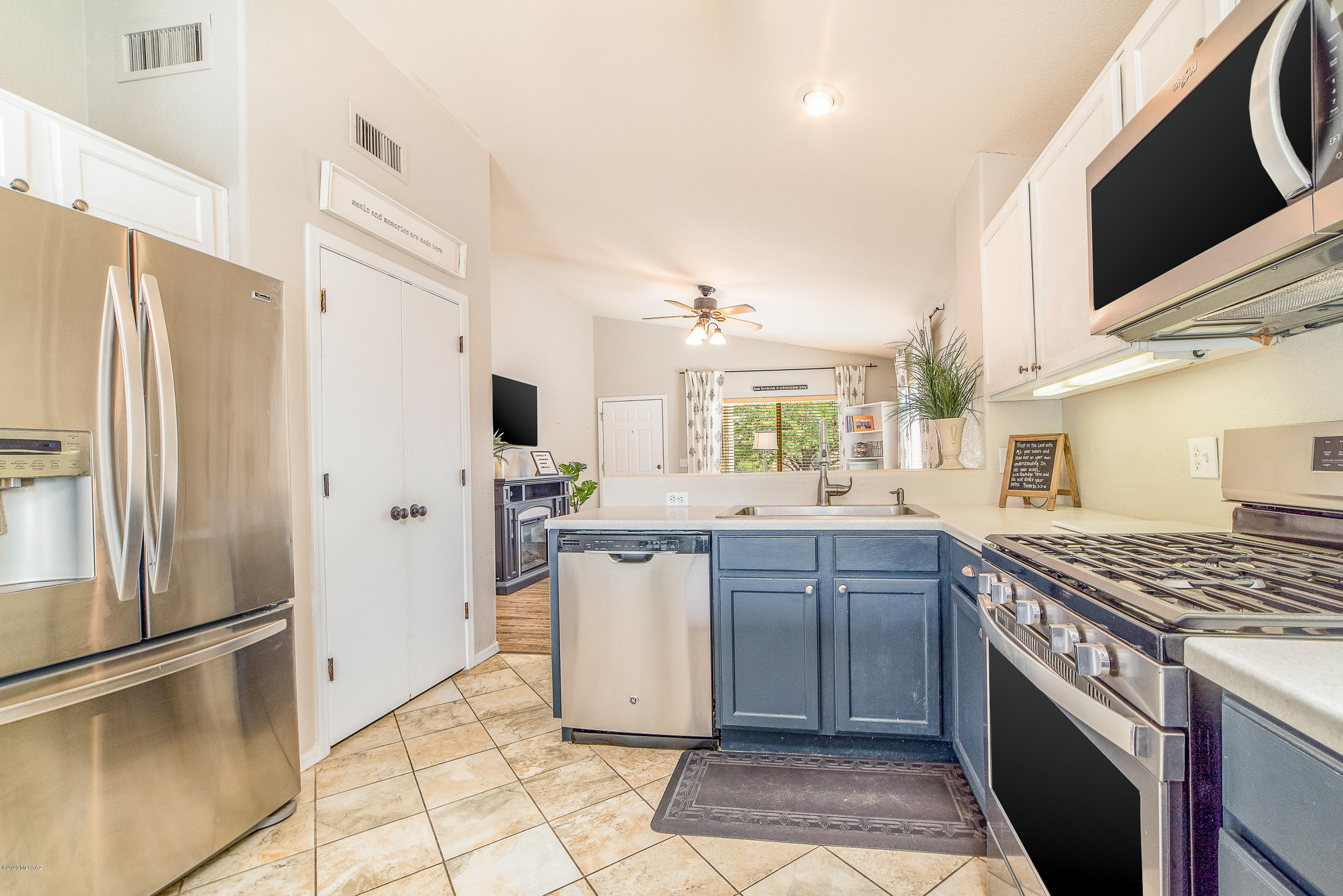 5277 W Canyon Towhee Street