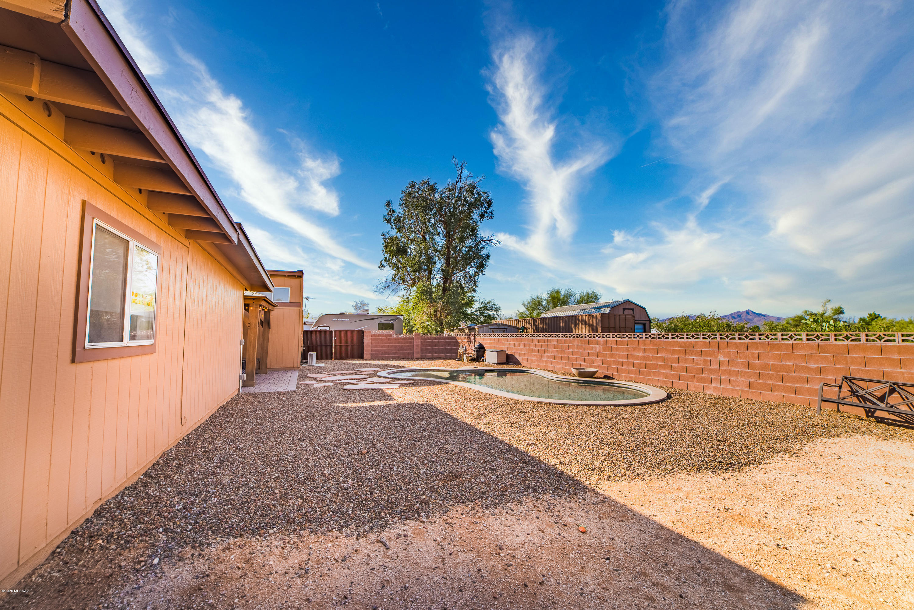 6741 N Montrose Drive