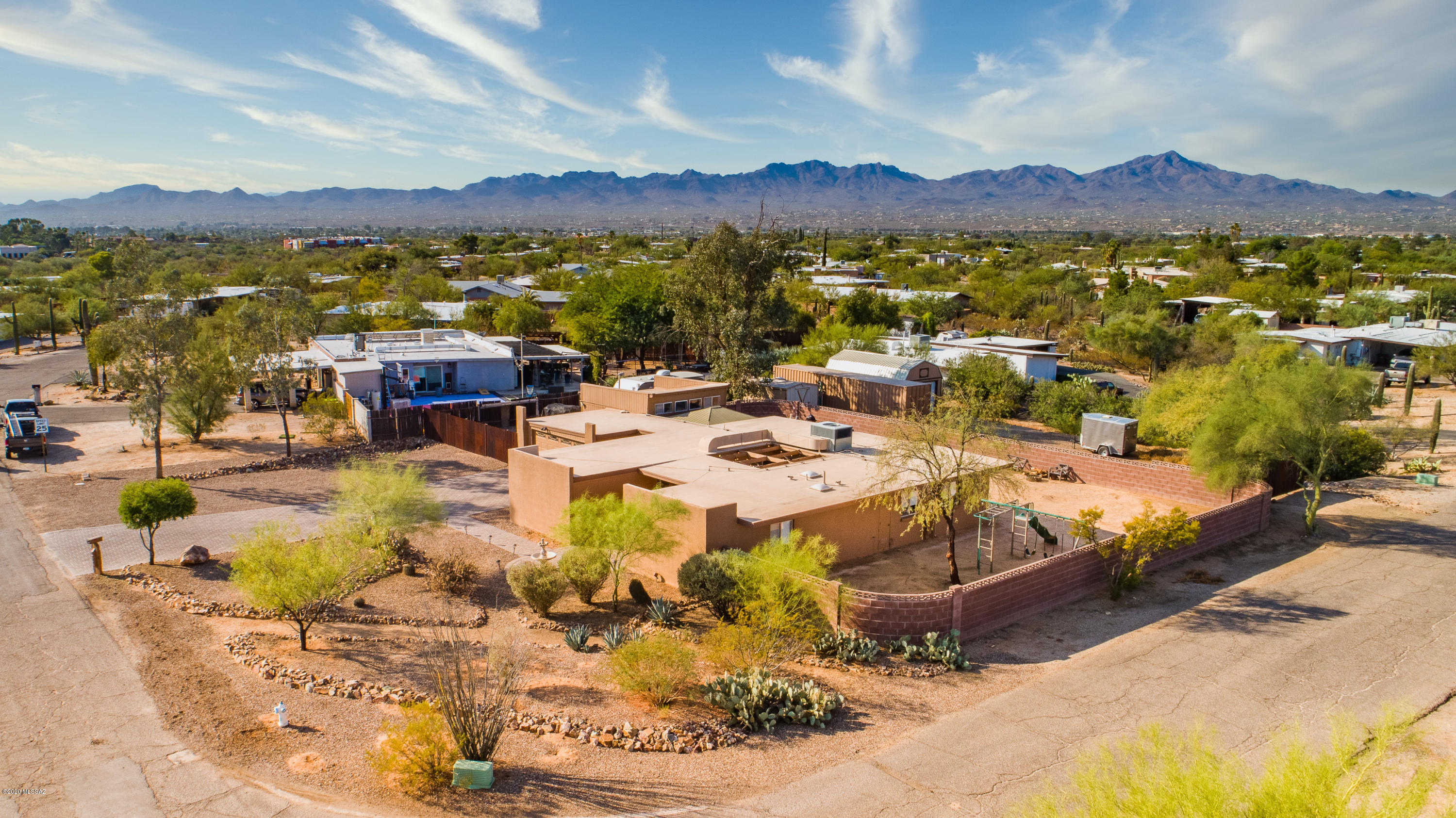 6741 N Montrose Drive