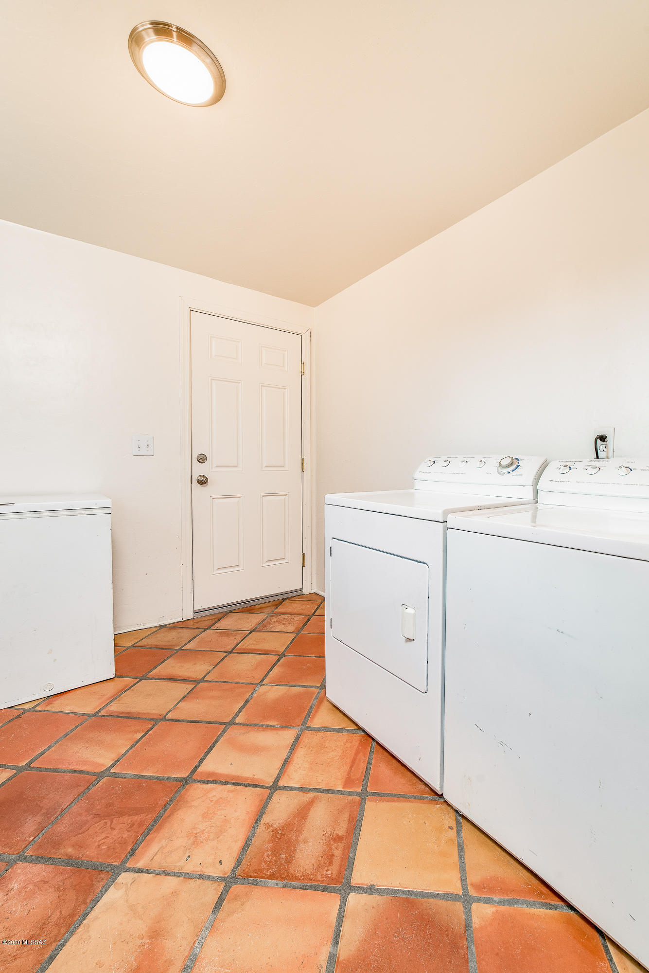 6741 N Montrose Drive