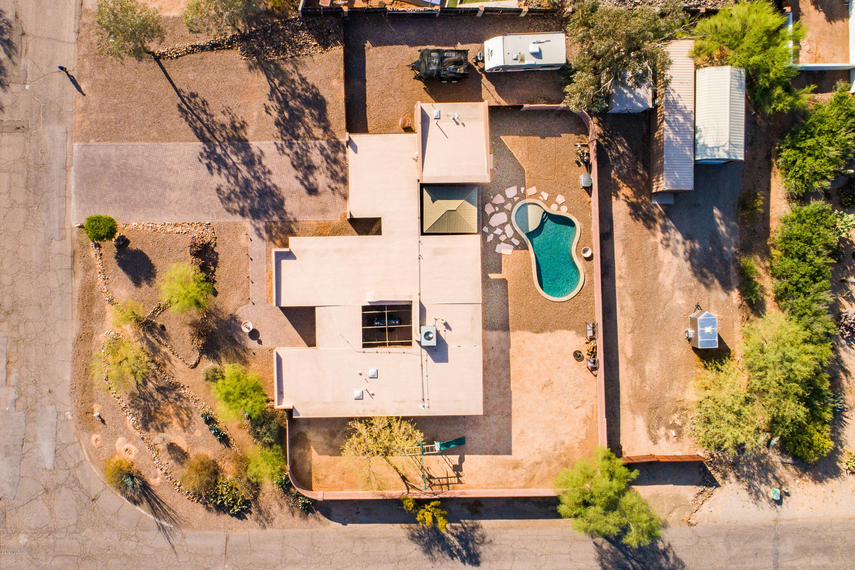 6741 N Montrose Drive