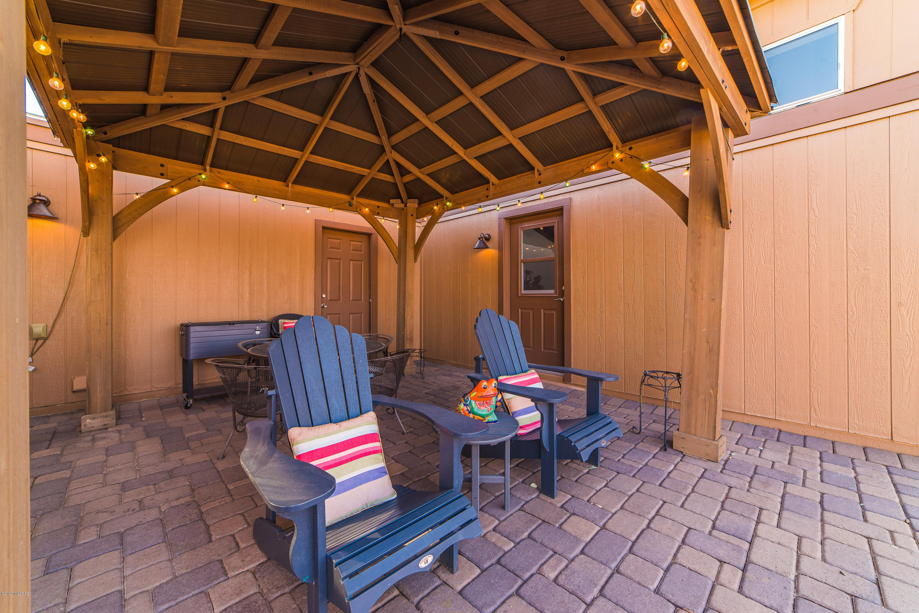 6741 N Montrose Drive