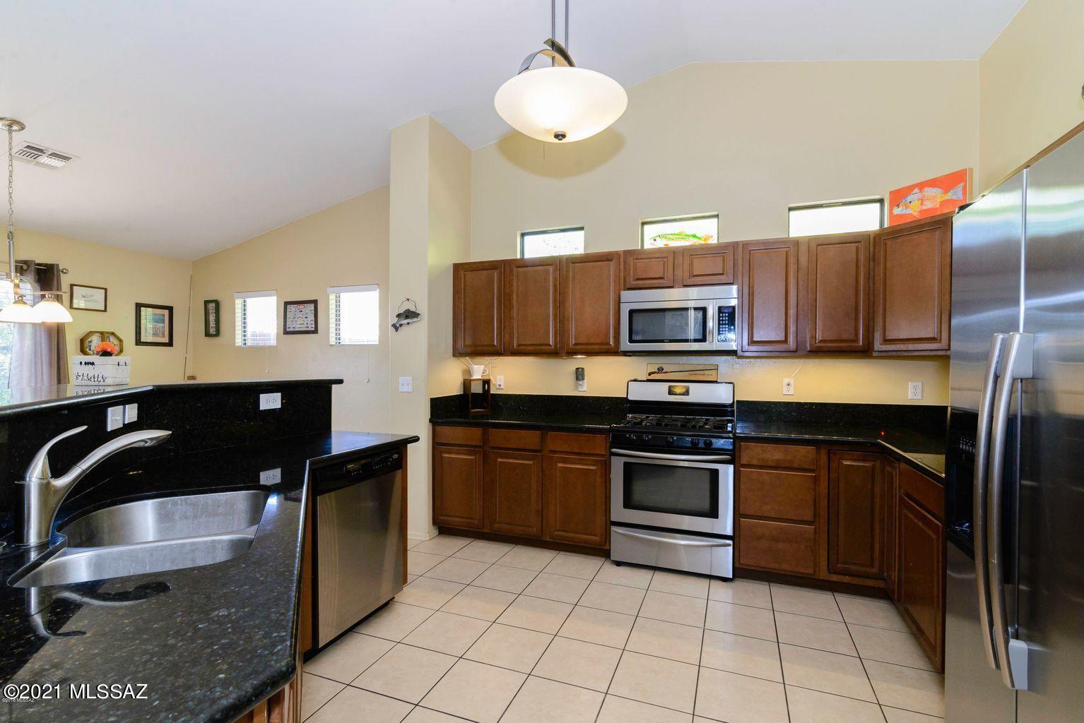 1719 W Calle Del Querido